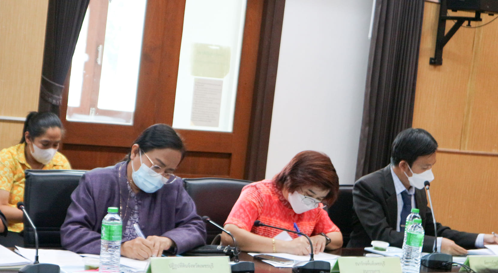 ส.ป.ก. เพชรบุรี เข้าร่วมประชุมคณะอนุกรรมการพิสูจน์สิทธิในที่ดินของรัฐจังหวัดเพชรบุรี (คพร.จังหวัด) ครั้งที่1/2566