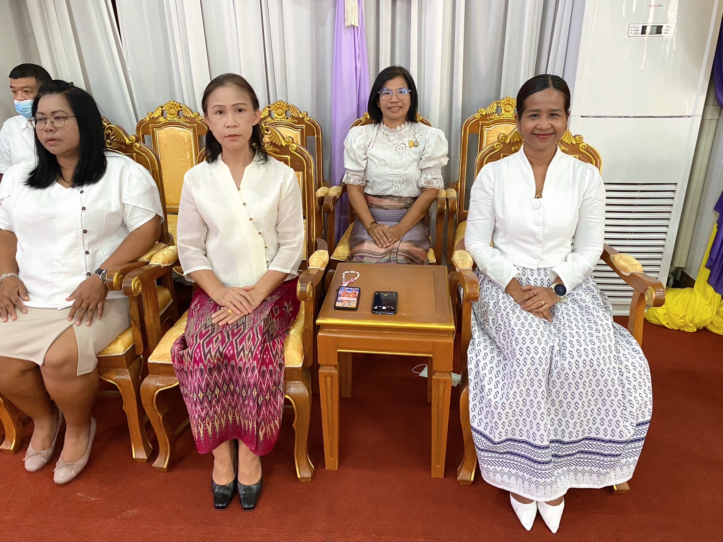 ส.ป.ก.เพชรบุรี เข้าร่วมกิจกรรมปฏิบัติธรรม เจริญจิตภาวนา ถวายเป็นพระราชกุศลสมเด็จพระนางเจ้าฯ บรมราชินี เนื่องในโอกาสวันเฉลิมพระชนมพรรษา 3 มิถุนายน ภายใต้โครงการรวมใจเทิดไท้สถาบันพระมหากษัตริย์ ประจำปีงบประมาณ พ.ศ.2567