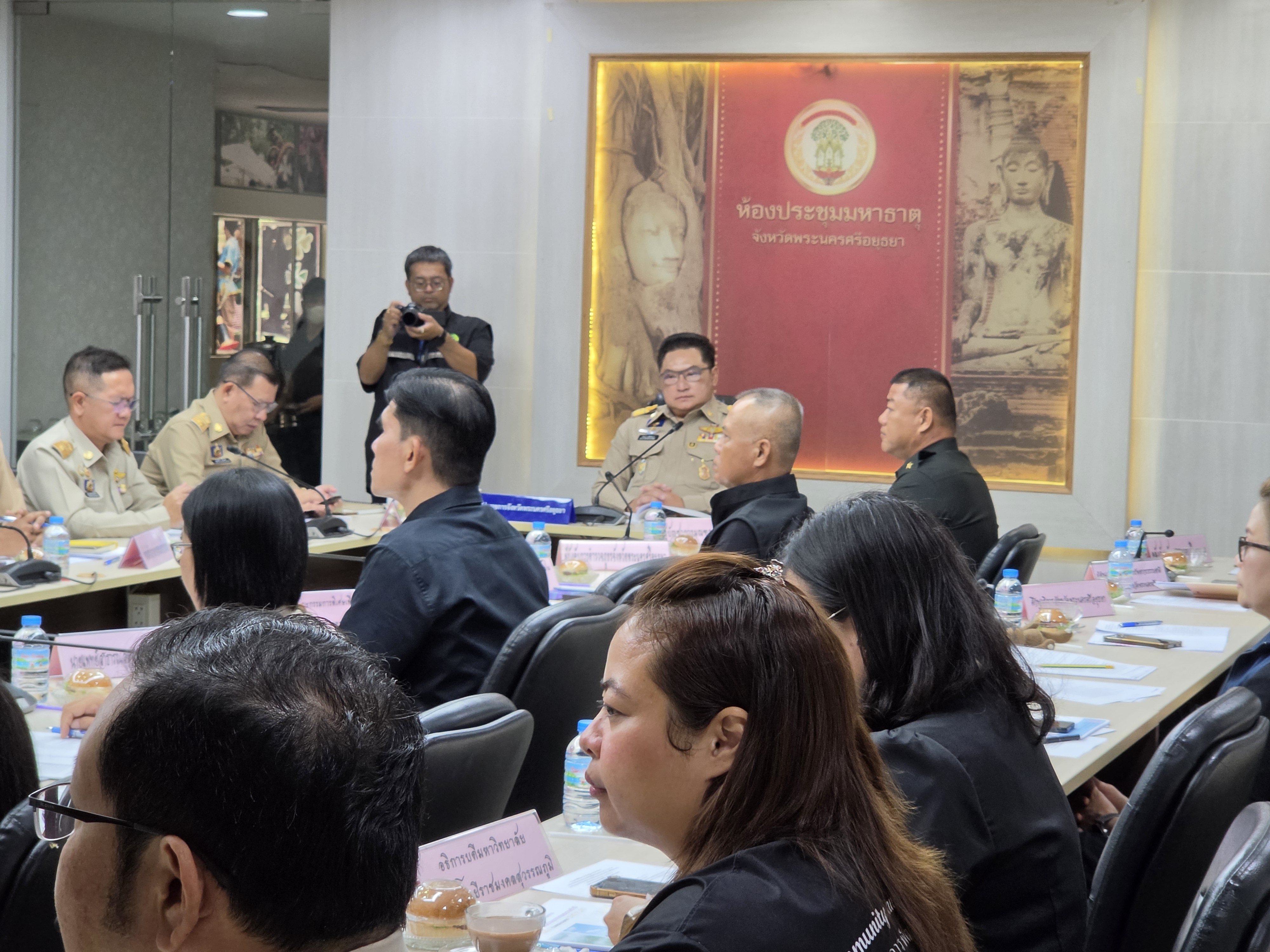 title - ส.ป.ก.พระนครศรีอยุธยา เข้าร่วมรับฟังการติดตามและขับเคลื่อนโครงการอันเนื่องมาจากพระราชดำริ เป็นประธานเปิดงานการนำคู่มือการบริหารจัดการโครงการอันเนื่องมาจากพระราชดำริเชิงพื้นที่ ด้วยกระบวนการ One Plan มาสนับสนุนการดำเนินงานโครงการอันเนื่องมาจากพระราชดำริ เขตพื้นที่ภาคกลาง