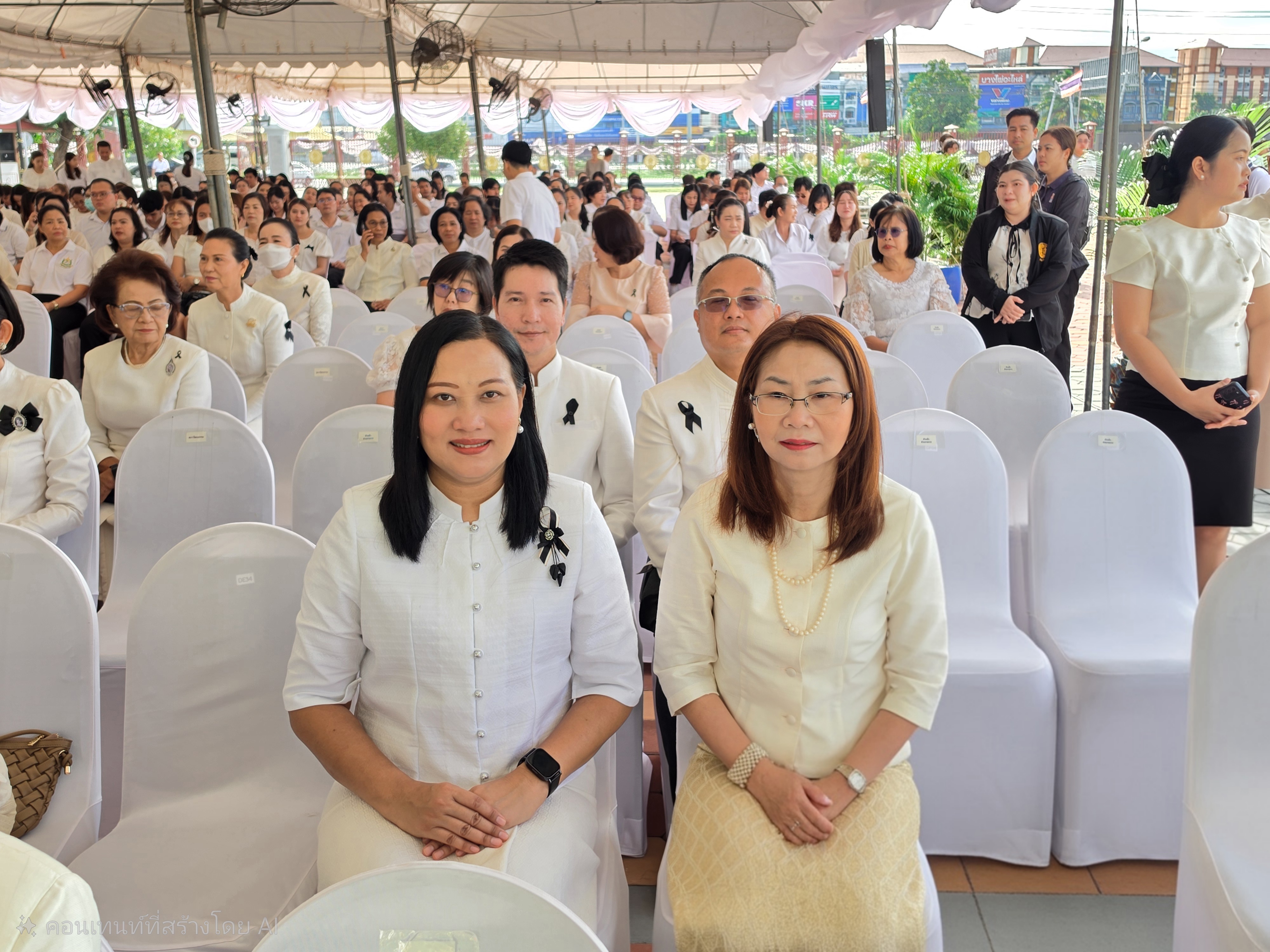 นางสาวอมรรัตน์ แขวงโสภา ปฏิรูปที่ดินจังหวัดพระนครศรีอยุธยา พร้อมด้วยเจ้าหน้าที่กลุ่มกฏหมาย เข้าร่วมพิธีตั้งศาลพระภูมิและศาลตายายประจำศาลาก