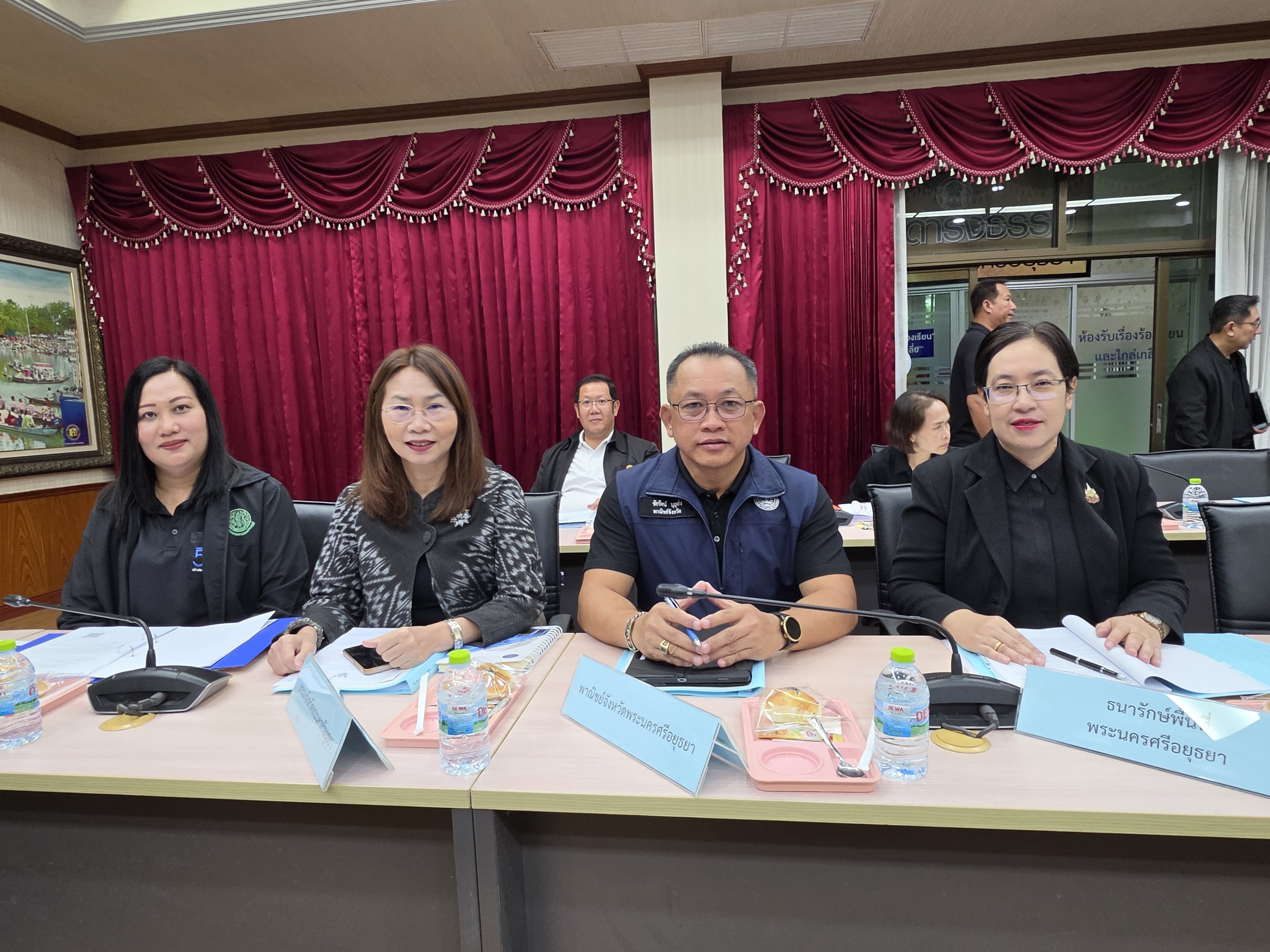 title - สำนักงานการปฏิรูปที่ดินจังหวัดพระนครศรีอยุธยา จัดประชุมคณะกรรมการปฏิรูปที่ดินจังหวัดพระนครศรีอยุธยา ครั้งที่ ๒/๒๕๖๙ ณ ห้องประชุม บึงพระราม  อาคาร ๑ ชั้น ๑  ศาลากลางจังหวัดพระนครศรีอยุธยา 