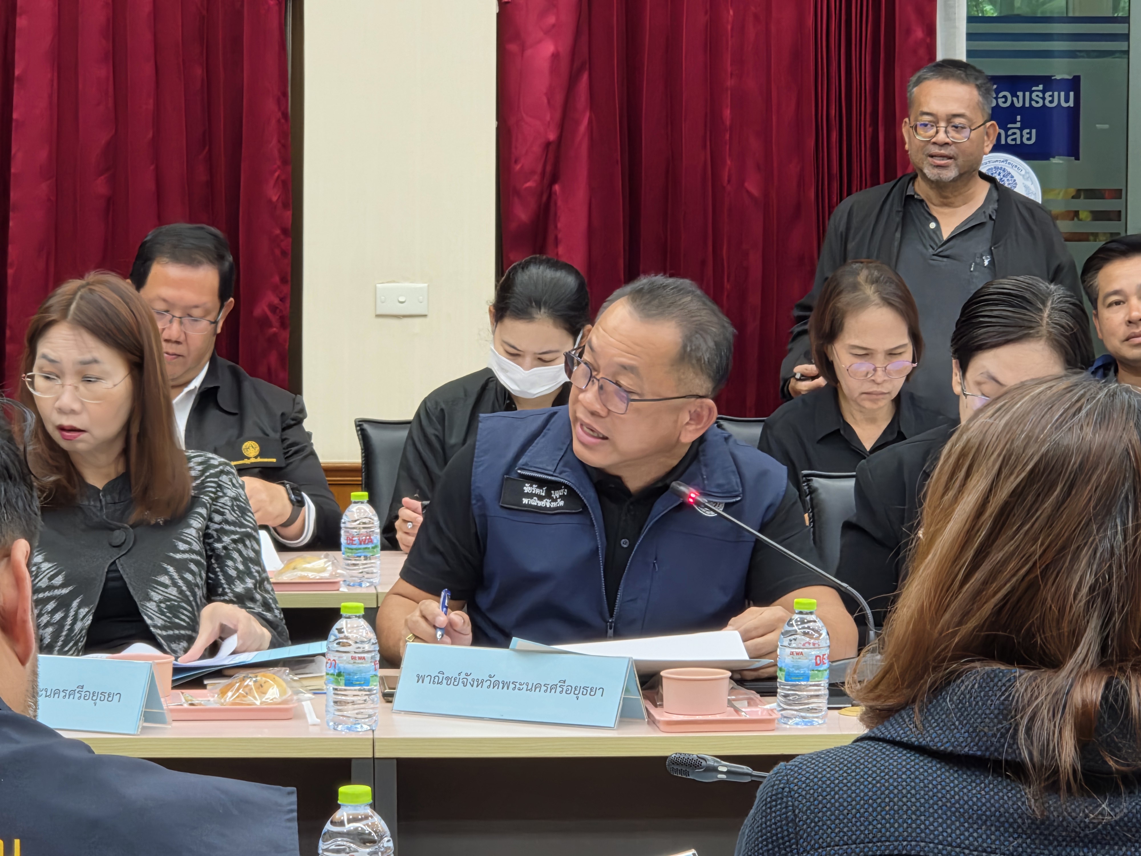 title - สำนักงานการปฏิรูปที่ดินจังหวัดพระนครศรีอยุธยา จัดประชุมคณะกรรมการปฏิรูปที่ดินจังหวัดพระนครศรีอยุธยา ครั้งที่ ๒/๒๕๖๙ ณ ห้องประชุม บึงพระราม  อาคาร ๑ ชั้น ๑  ศาลากลางจังหวัดพระนครศรีอยุธยา 