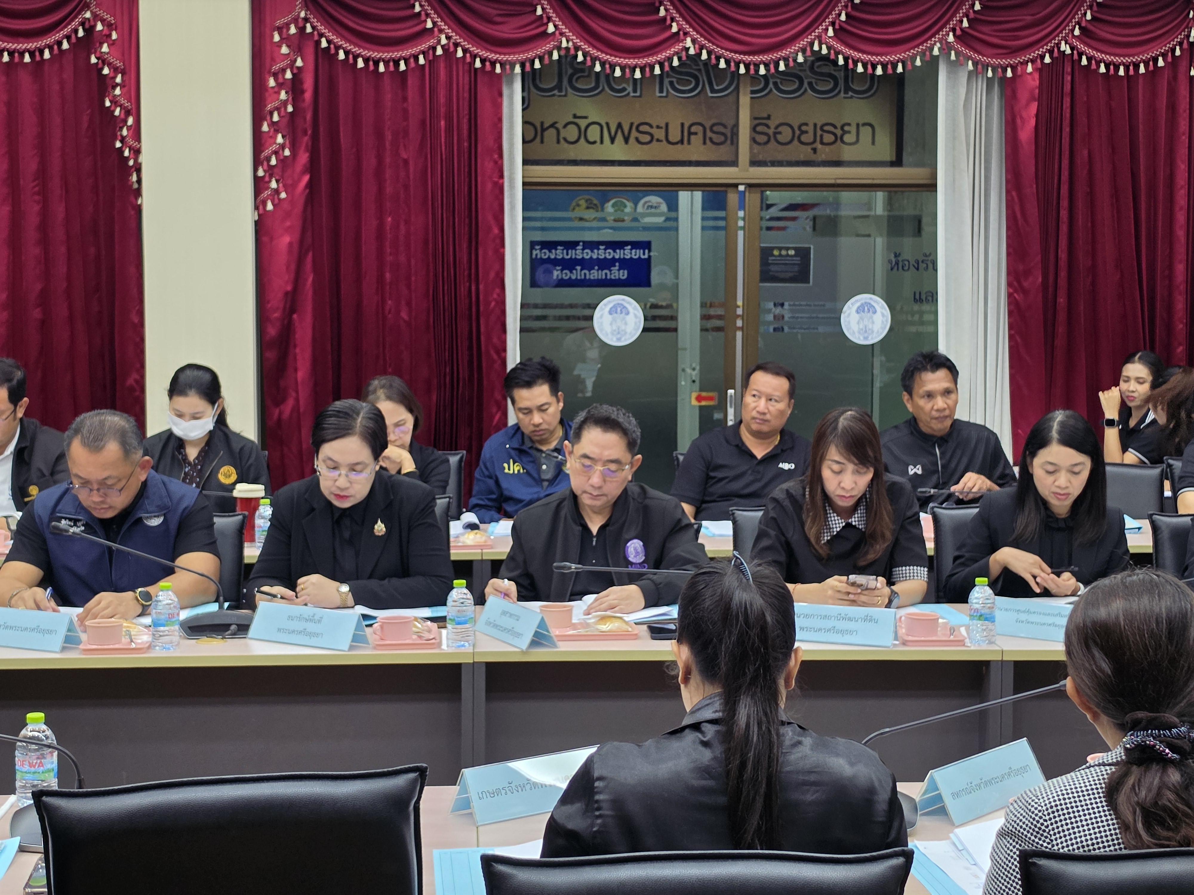 title - สำนักงานการปฏิรูปที่ดินจังหวัดพระนครศรีอยุธยา จัดประชุมคณะกรรมการปฏิรูปที่ดินจังหวัดพระนครศรีอยุธยา ครั้งที่ ๒/๒๕๖๙ ณ ห้องประชุม บึงพระราม  อาคาร ๑ ชั้น ๑  ศาลากลางจังหวัดพระนครศรีอยุธยา 