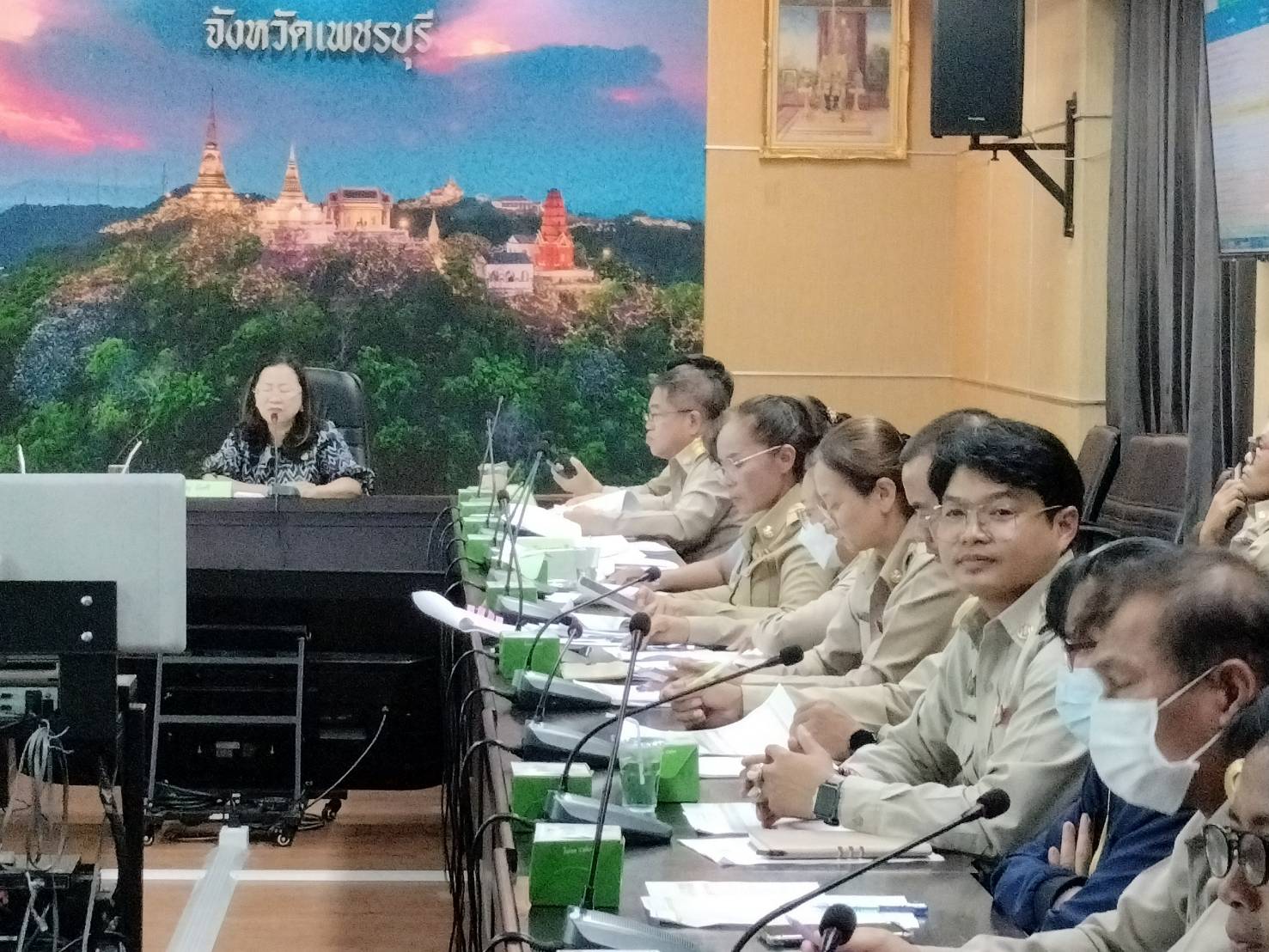 ส.ป.ก.เพชรบุรี ข้าร่วมประชุมติดตามเร่งรัดการเบิกจ่ายงบประมาณและการใช้จ่ายภาครัฐประจำปีงบประมาณ พ.ศ. 2567