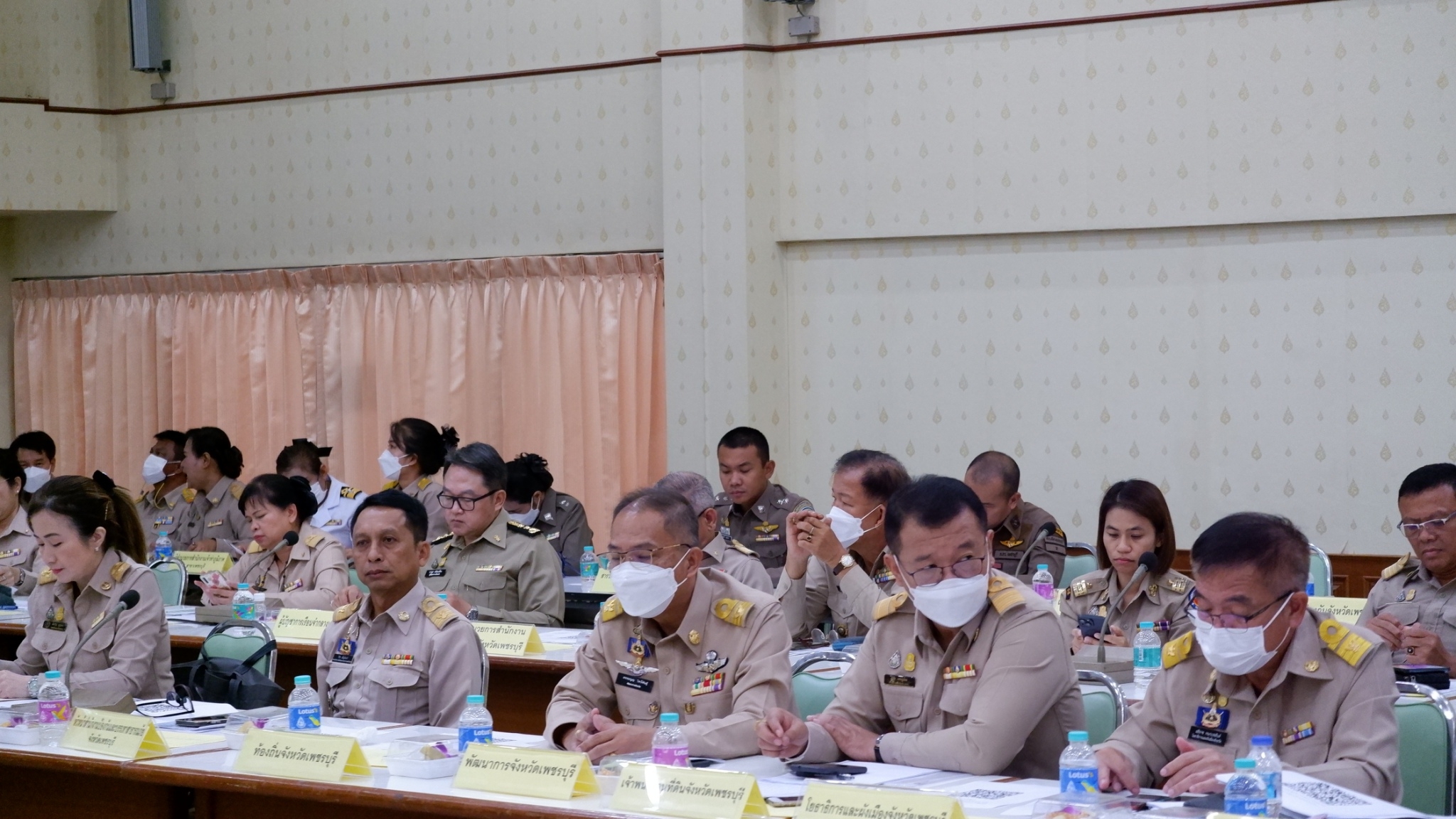 ส.ป.ก.เพชรบุรี เข้าร่วมประชุมคณะกรมการจังหวัด และหัวหน้าส่วนราชการจังหวัดเพชรบุรี ครั้งที่ 10/2566 