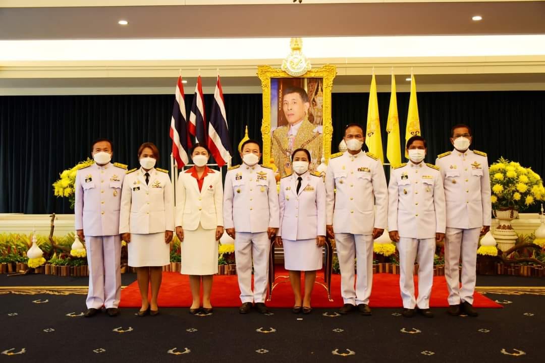 ร่วมลงนามถวายพระพร พระบาทสมเด็จพระวชิรเกล้าเจ้าอยู่หัว เนื่องในวันเฉลิมพระชนมพรรษา 28 กรกฎาคม