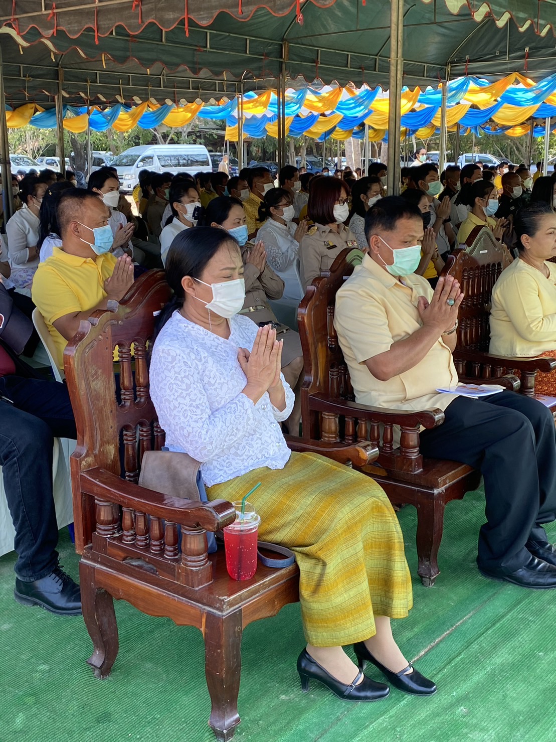 ส.ป.ก. เพชรบุรี เข้าร่วมพิธีเจริญพระพุทธมนต์และเจริญจิตตภาวนาถวายพระพรชัยมงคลแด่ พระบาทสมเด็จพระเจ้าอยู่หัวฯลฯ