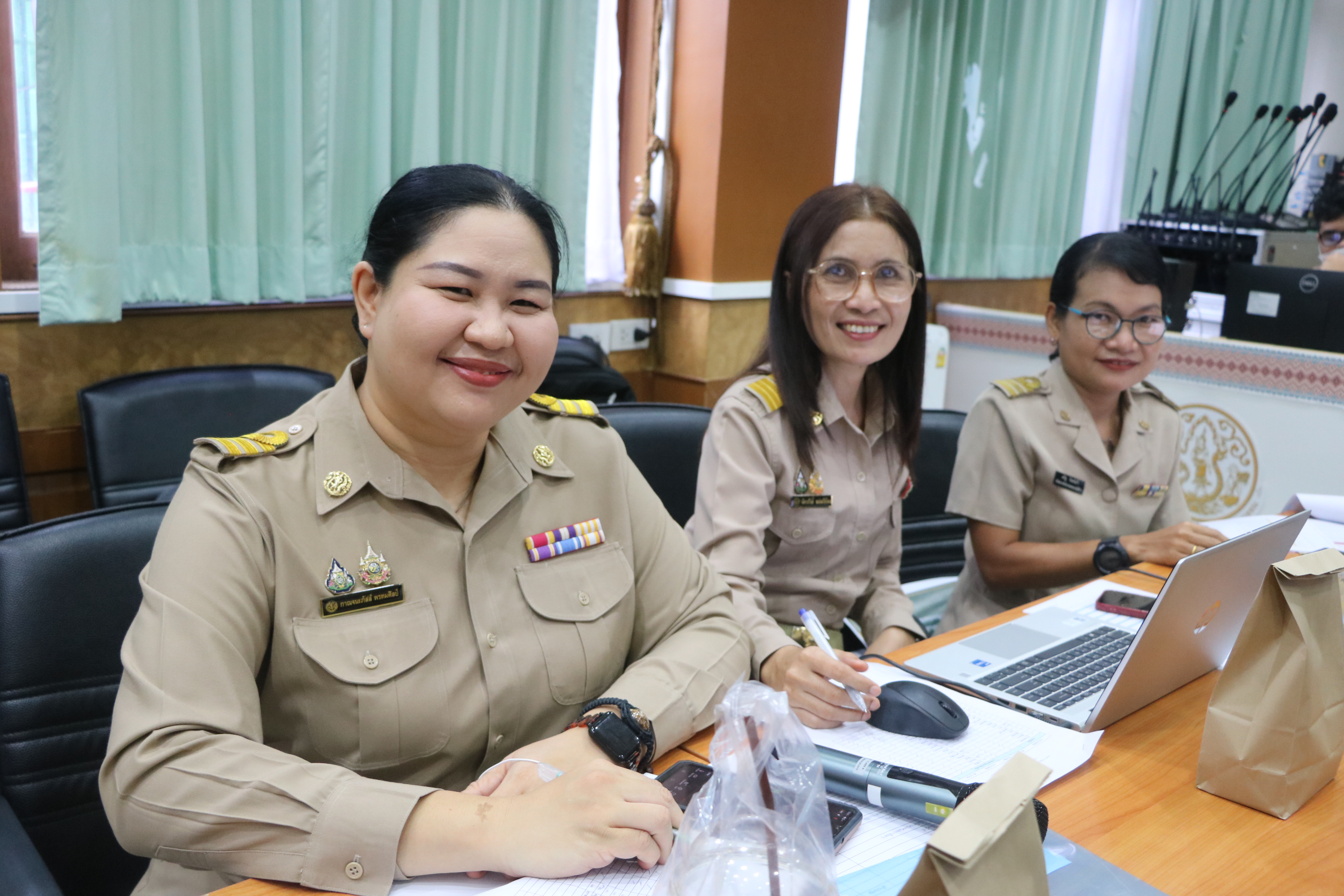 ส.ป.ก.เพชรบูรณ์ ร่วมปล่อยพันธุ์สัตว์น้ำเนื่องในวันข้าราชการพลเรือน ประจำปี 2565