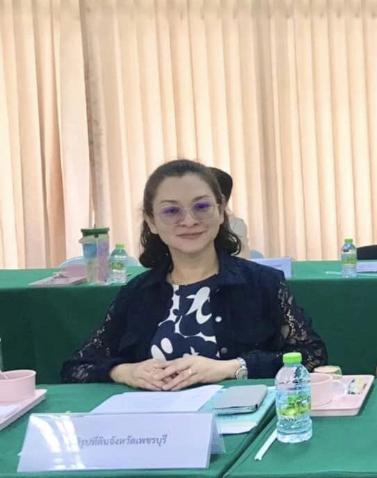 ส.ป.ก.เพชรบุรี เข้าร่วมประชุมเพื่อพิจารณาจัดทำโครงการเสนอของบพัฒนาจังหวัด/กลุ่มจังหวัดภาคกลางตอนล่าง 2