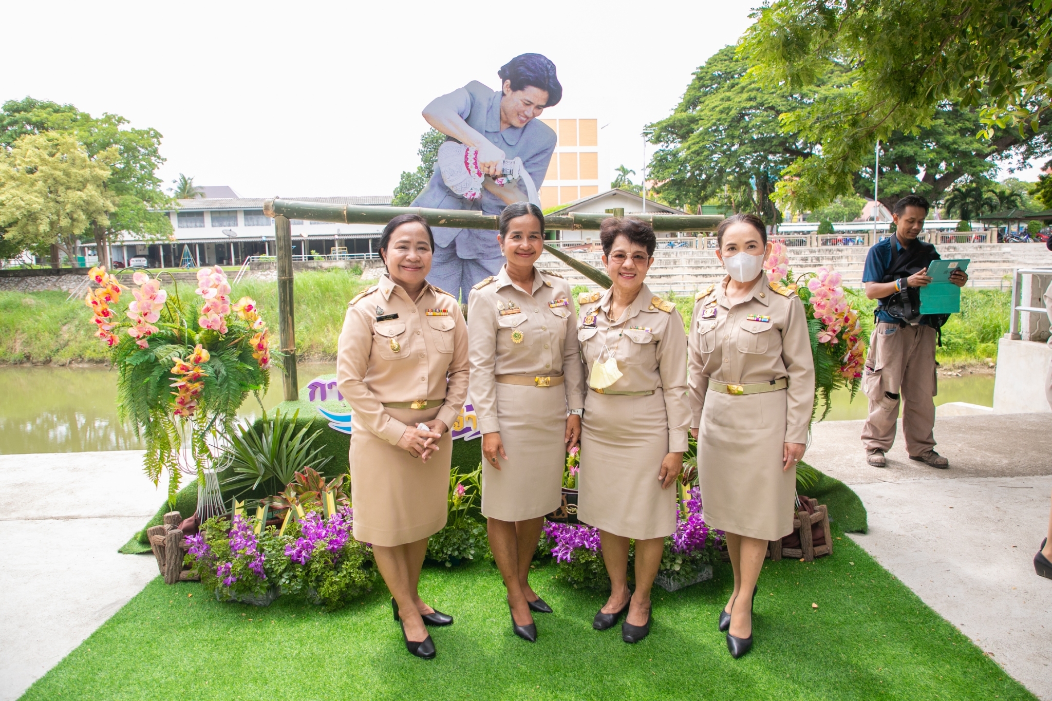 ส.ป.ก. เพชรบุรี เข้าร่วมงานวันสืบสานการอนุรักษ์แม่น้ำเพชรบุรี ประจำปี 2566