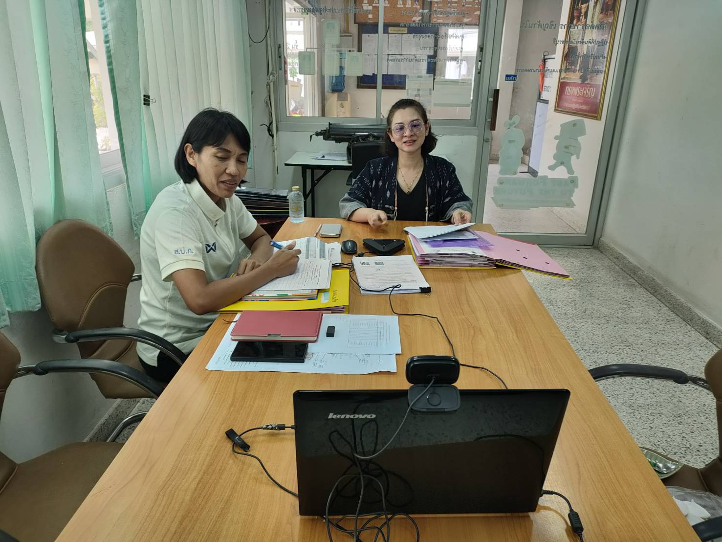 ส.ป.ก.เพชรบุรี ข้าร่วมประชุมคณะกรรมการปฏิรูปที่ดินเพื่อเกษตรกรรม (คปก.) ครั้งที่ 2/2567 ผ่านระบบประชุมทางไกลออนไลน์ (Zoom Meeting) 