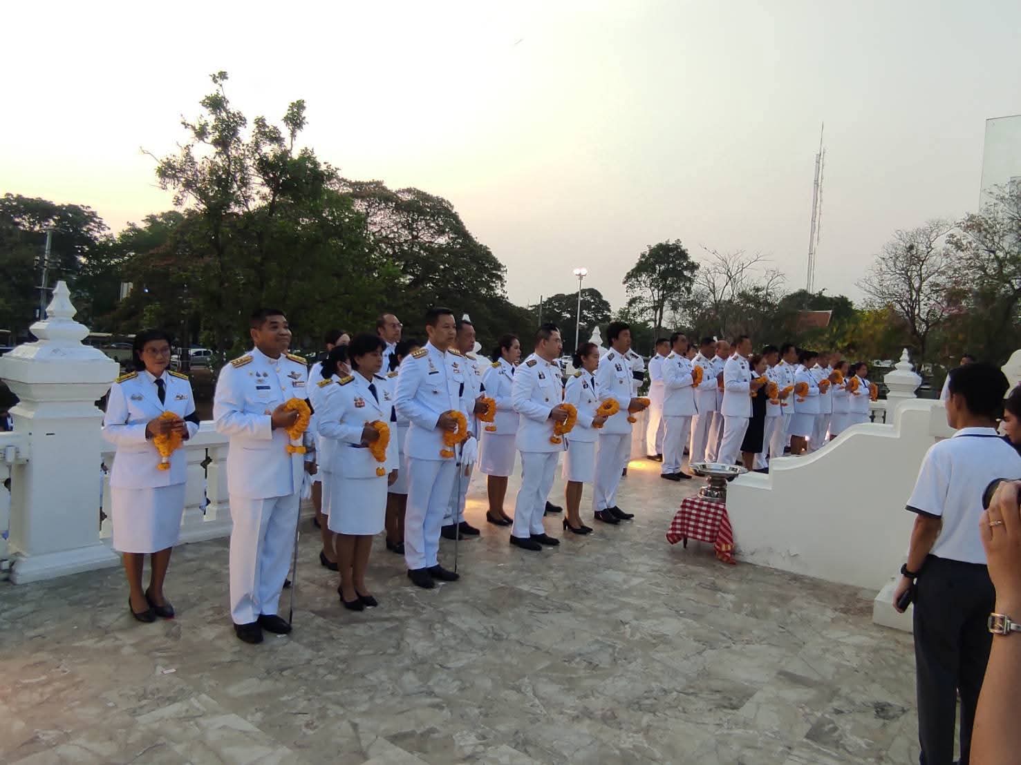 title - ปฏิรูปที่ดินจังหวัดพระนครศรีอยุธยา เข้าร่วมพิธีทำบุญเนื่องในวันครบรอบ ๖๗๖ ปี แห่งการสถาปนากรุงศรีอยุธยาเป็นราชธานี เพื่อเทิดพระเกียรติแด่สมเด็จพระรามาธิบดีที่ ๑ หรือพระเจ้าอู่ทอง องค์ปฐมบรมกษัตริย์ผู้สถาปนากรุงศรีอยุธยาเป็นราชธานีเมื่อปี พ.ศ. ๑๘๙๓