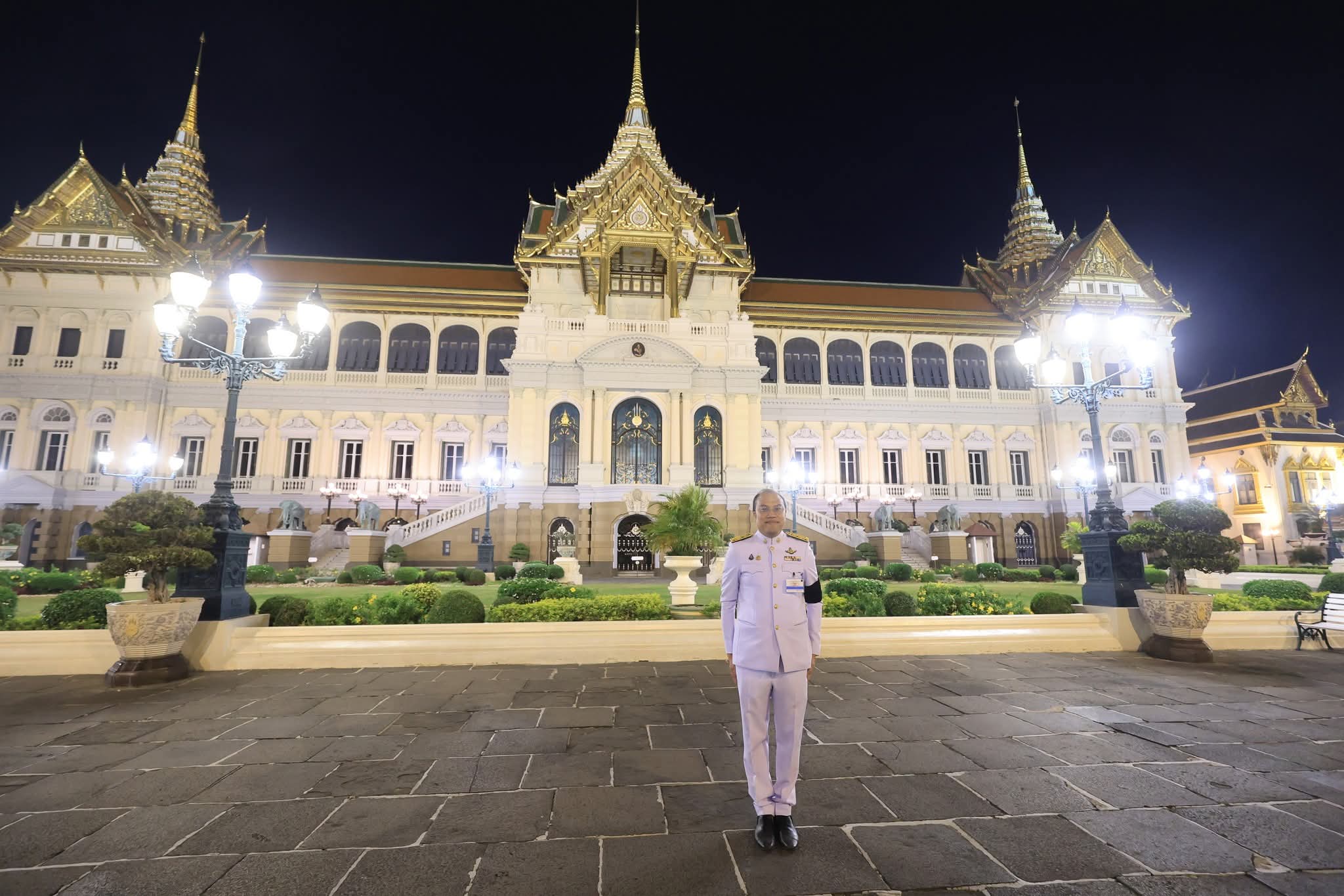 title - ส.ป.ก.พระนครศรีอยุธยา รับพระราชทานพระบรมราชานุญาตให้ร่วมเป็นเจ้าภาพบำเพ็ญกุศลถวายพระบรมศพ สมเด็จพระนางเจ้าสิริกิติ์ พระบรมราชินีนาถ พระบรมราชชนนีพันปีหลวง ณ พระที่นั่งดุสิตมหาปราสาท ในพระบรมมหาราชวัง
