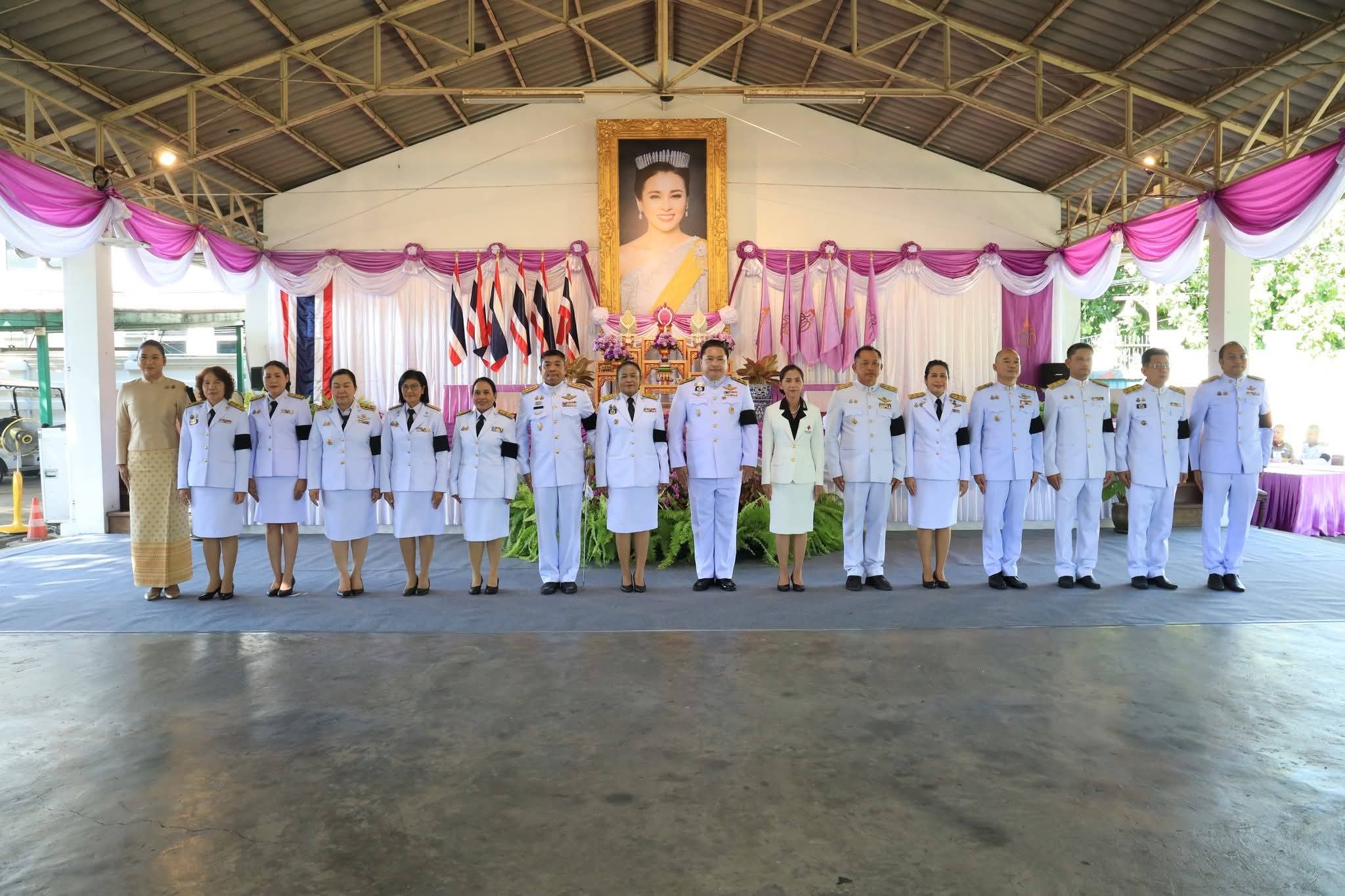 ปฏิรูปที่ดินจังหวัดพระนครศรีอยุธยา ร่วมพิธีลงนามถวายพระพรชัยมงคล งานเฉลิมพระเกียรติ เนื่องในโอกาสพระราชพิธีมหามงคลเฉลิมพระชนมพรรษา ๔ รอบ สมเด็จพระนางเจ้า ฯ พระบรมราชินี ๓ มิถุนายน ๒๕๖๙ และปล่อยพันธ์สัตว์น้ำ