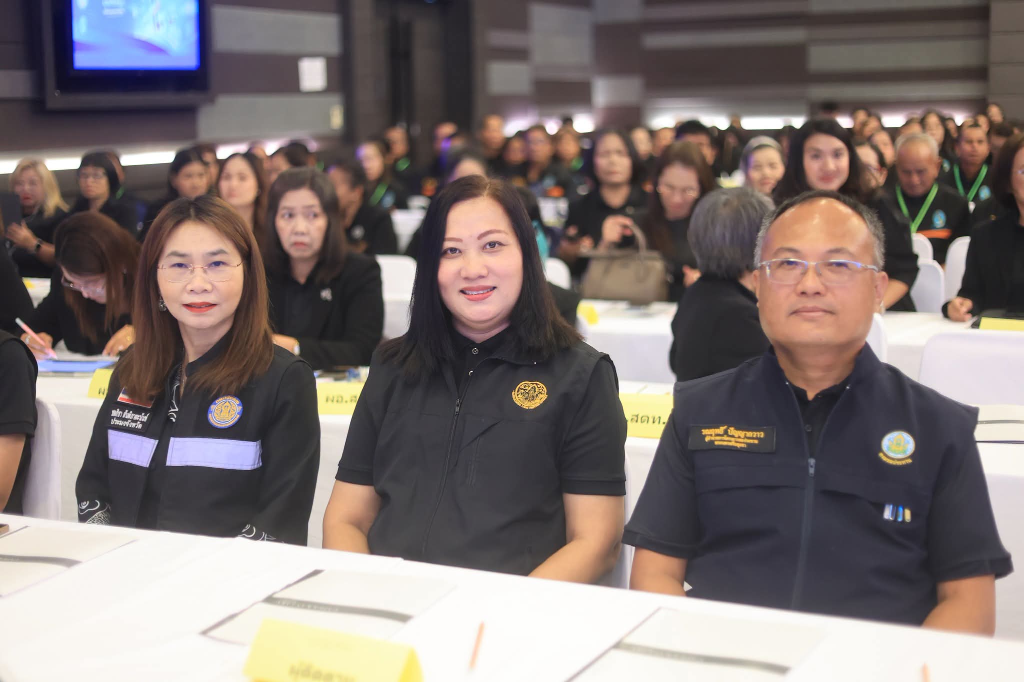 title - นางสาวอมรรัตน์ แขวงโสภา ปฏิรูปที่ดินจังหวัดพระนครศรีอยุธยา  เข้าร่วมโครงการประชุมสัมมนาประจำปี ๒๕๖๙ เรื่องยกระดับครูบัญชีอาสายุคดิจิทัล เพื่อเกษตรกรไทย โดยมีนางสาวปิยะรัฐชย์ ติยะไพรัช รัฐมนตรีช่วยว่าการกระทรวงเกษตรและสหกรณ์ เป็นประธาน