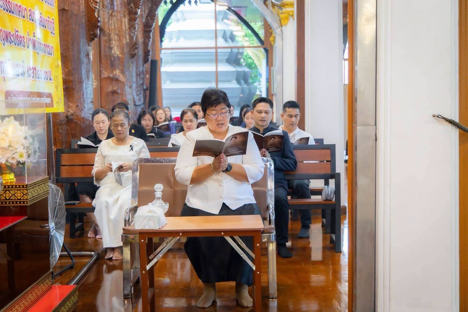 title - ส.ป.ก.พระนครศรีอยุธยา เข้าร่วมพิธีสวดมนต์พระพุทธมนต์และเจริญจิตตภาวนา อุทิศถวายแด่สมเด็จพระนางเจ้าสิริกิติ์ พระบรมราชินีนาถ พระบรมราชชนนีพันปีหลวงและอุทิศถวายพระกุศลแด่สมเด็จพระเจ้าลูกเธอ เจ้าฟ้าพัชรกิติยาภา นเรนทิราเทพยวดี กรมหลวงราชสาริณีสิริพัชร มหาวัชรราชธิดา