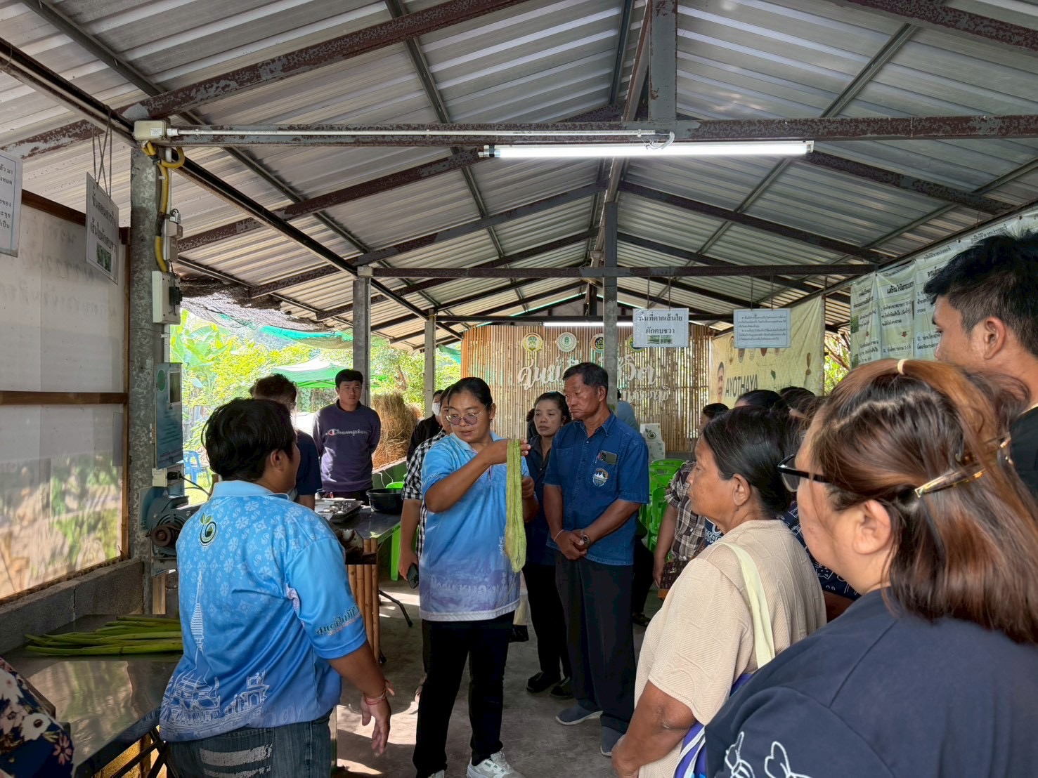 title - ส.ป.ก.พระนครศรีอยุธยา จัดฝึกอบรมเกษตรกรภายใต้โครงการระบบส่งเสริมเกษตรแบบแปลงใหญ่ กิจกรรมส่งเสริมการเกษตรแบบแปลงใหญ่ในเขตปฏิรูปที่ดิน ปีงบประมาณ พ.ศ. ๒๕๖๙ หลักสูตรที่ ๔ เทคนิคการบริหารจัดการกลุ่มแบบครบวงจรและสร้างรายได้จากการแปรรูปสินค้าเกษตรปลอดภัย 