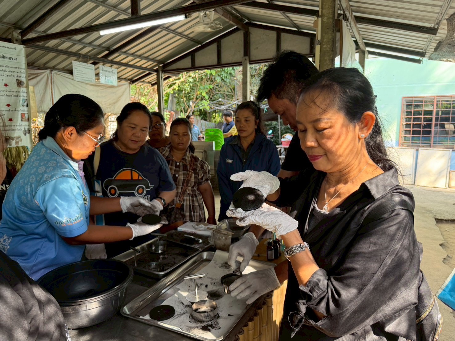 title - ส.ป.ก.พระนครศรีอยุธยา จัดฝึกอบรมเกษตรกรภายใต้โครงการระบบส่งเสริมเกษตรแบบแปลงใหญ่ กิจกรรมส่งเสริมการเกษตรแบบแปลงใหญ่ในเขตปฏิรูปที่ดิน ปีงบประมาณ พ.ศ. ๒๕๖๙ หลักสูตรที่ ๔ เทคนิคการบริหารจัดการกลุ่มแบบครบวงจรและสร้างรายได้จากการแปรรูปสินค้าเกษตรปลอดภัย 