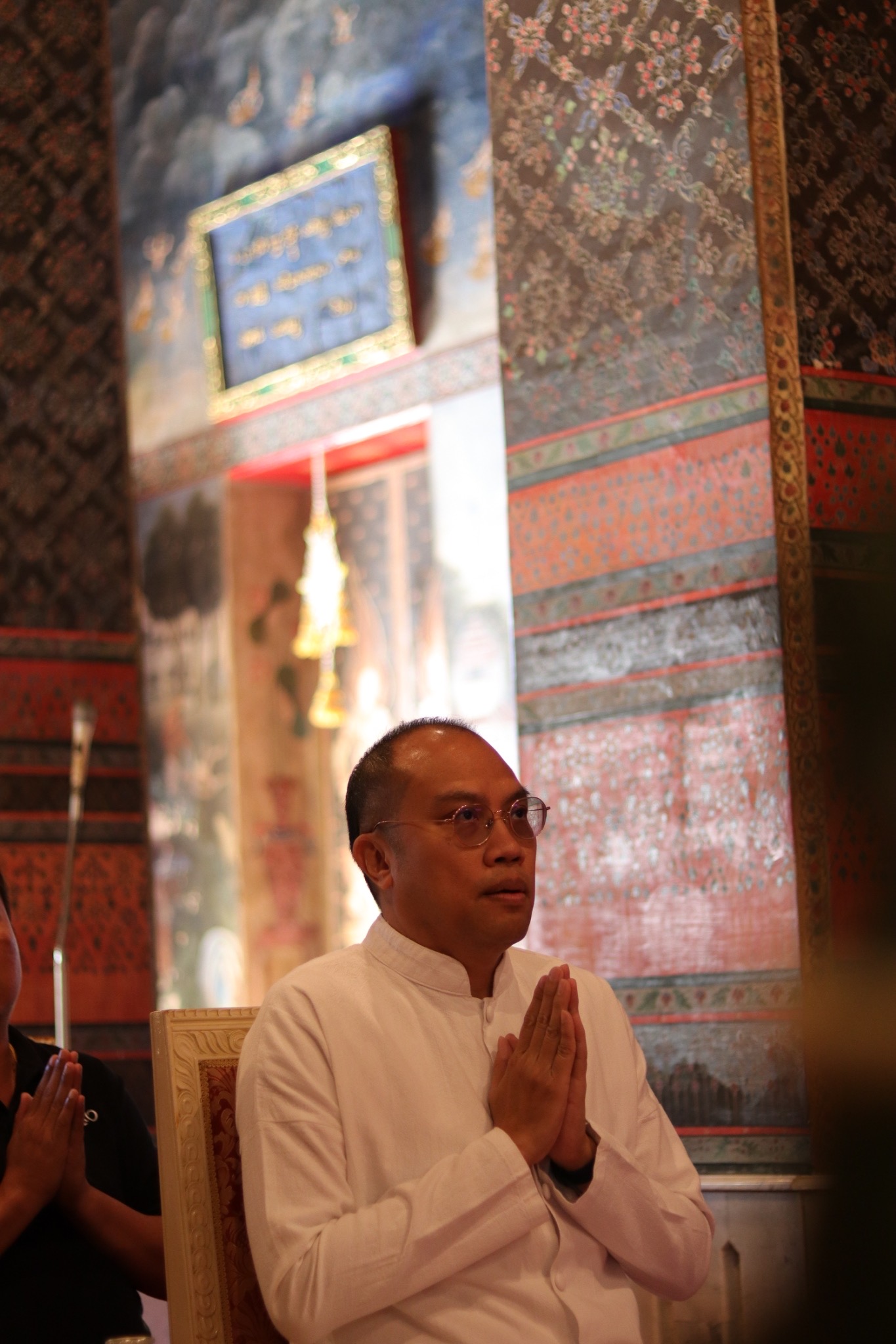 title - นายสุพัฒ มูลพฤกษ์ ปฏิรูปที่ดินจังหวัดพระนครศรีอยุธยา ร่่วมทำบุญถวายอาหารเพลแก่พระสงฆ์ ณ วัดเสนาสนารามราชวรวิหาร อำเภอพระนครศรีอยุธยา เนื่องในโอกาสวันขึ้นปีใหม่ ปี ๒๕๖๙