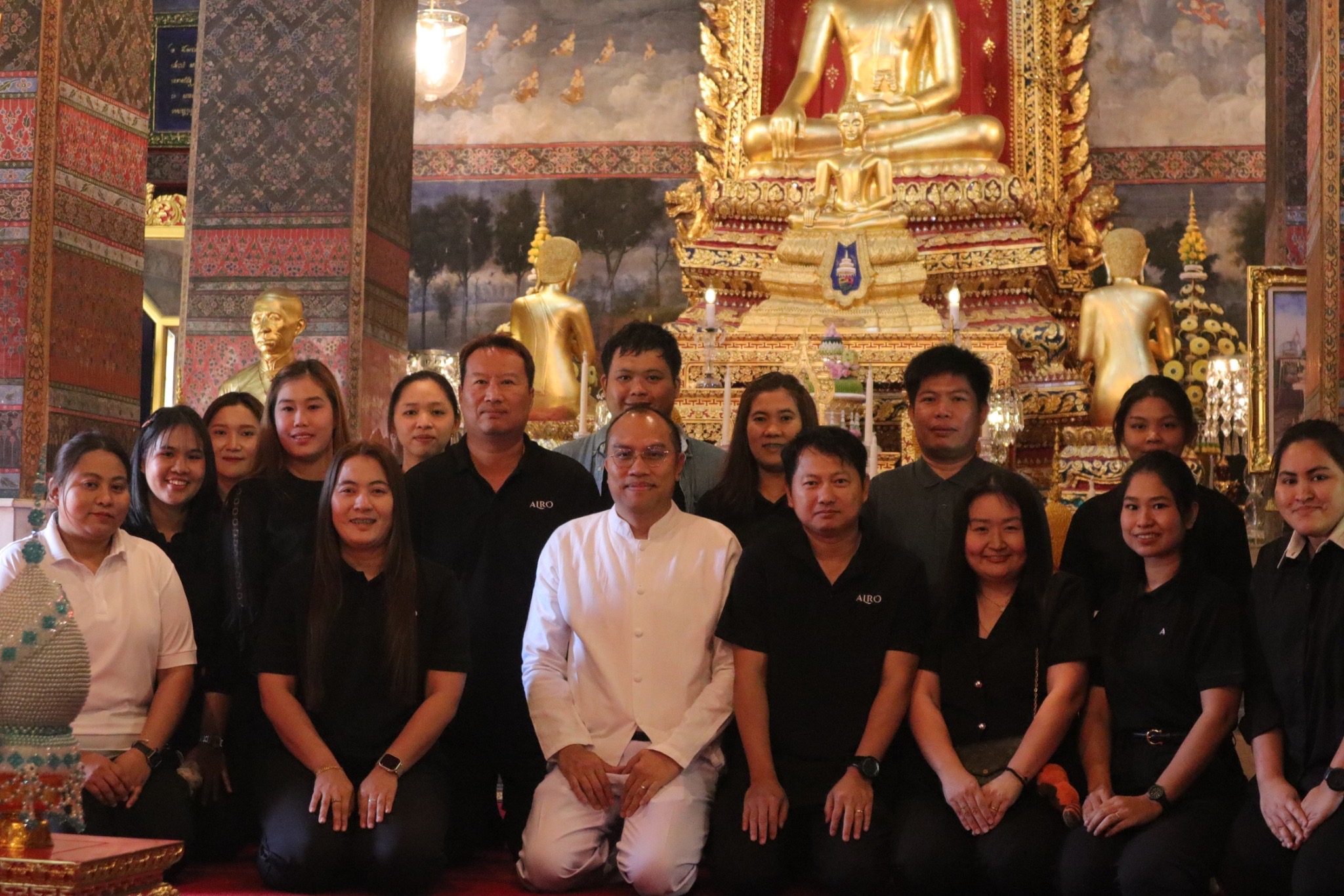 title - นายสุพัฒ มูลพฤกษ์ ปฏิรูปที่ดินจังหวัดพระนครศรีอยุธยา ร่่วมทำบุญถวายอาหารเพลแก่พระสงฆ์ ณ วัดเสนาสนารามราชวรวิหาร อำเภอพระนครศรีอยุธยา เนื่องในโอกาสวันขึ้นปีใหม่ ปี ๒๕๖๙
