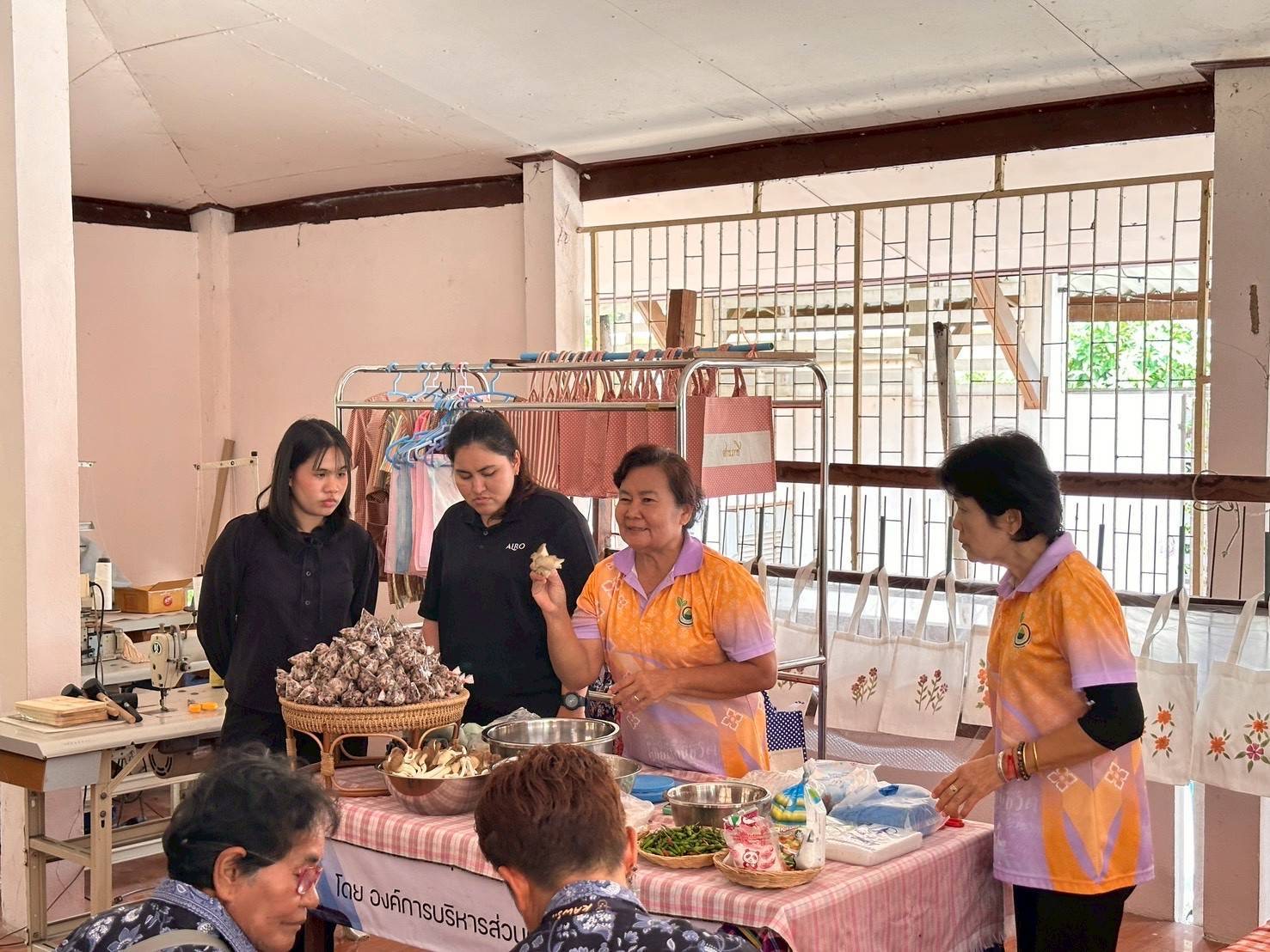title - ส.ป.ก.พระนครศรีอยุธยา จัดอบรมตาม ตามโครงการพัฒนาธุรกิจชุมชน กิจกรรรมพัฒนาธุรกิจชุมชนในเขตปฏิรูปที่ดิน ปีงบประมาณ พ.ศ. ๒๕๖๙ หลักสูตรการเพิ่มมูลค่าสินค้าและการพัฒนาช่องทางด้านการตลาด 