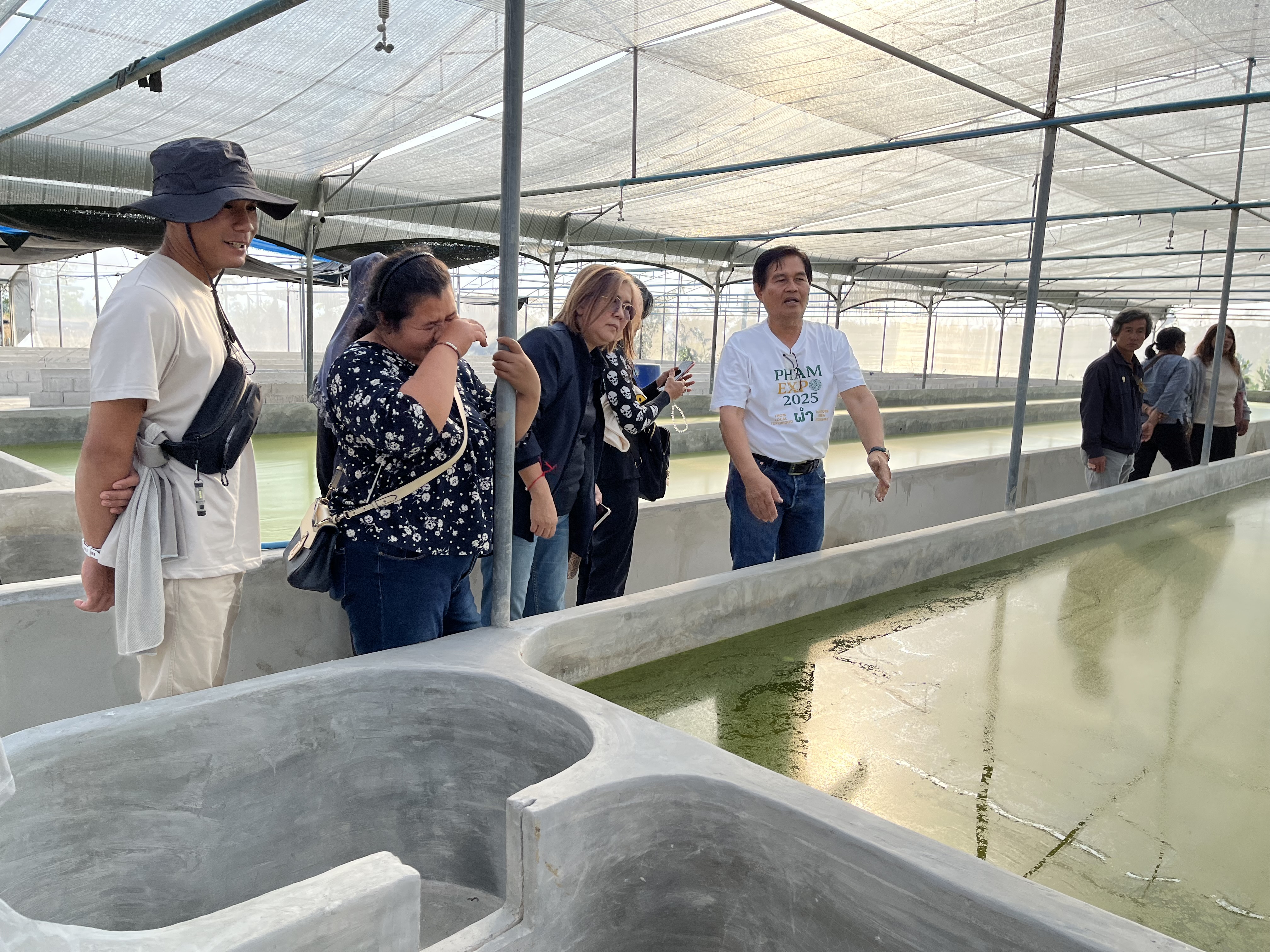 title - ส.ป.ก.พระนครศรีอยุธยา นำเกษตรกร โครงการพัฒนาเกษตรกรปราดเปรื่อง (Smart Farmer) กิจกรรมพัฒนาเกษตรกรปราดเปรื่องในเขตปฏิรูปที่ดิน (Smart Farmer) ปีงบประมาณ พ.ศ. ๒๕๖๙ หลักสูตร การศึกษาดูงานเพื่อเพิ่มศักยภาพการผลิต การจัดการสินค้าด้วยเทคโนโลยีหรือนวัตกรรมที่เหมาะสม