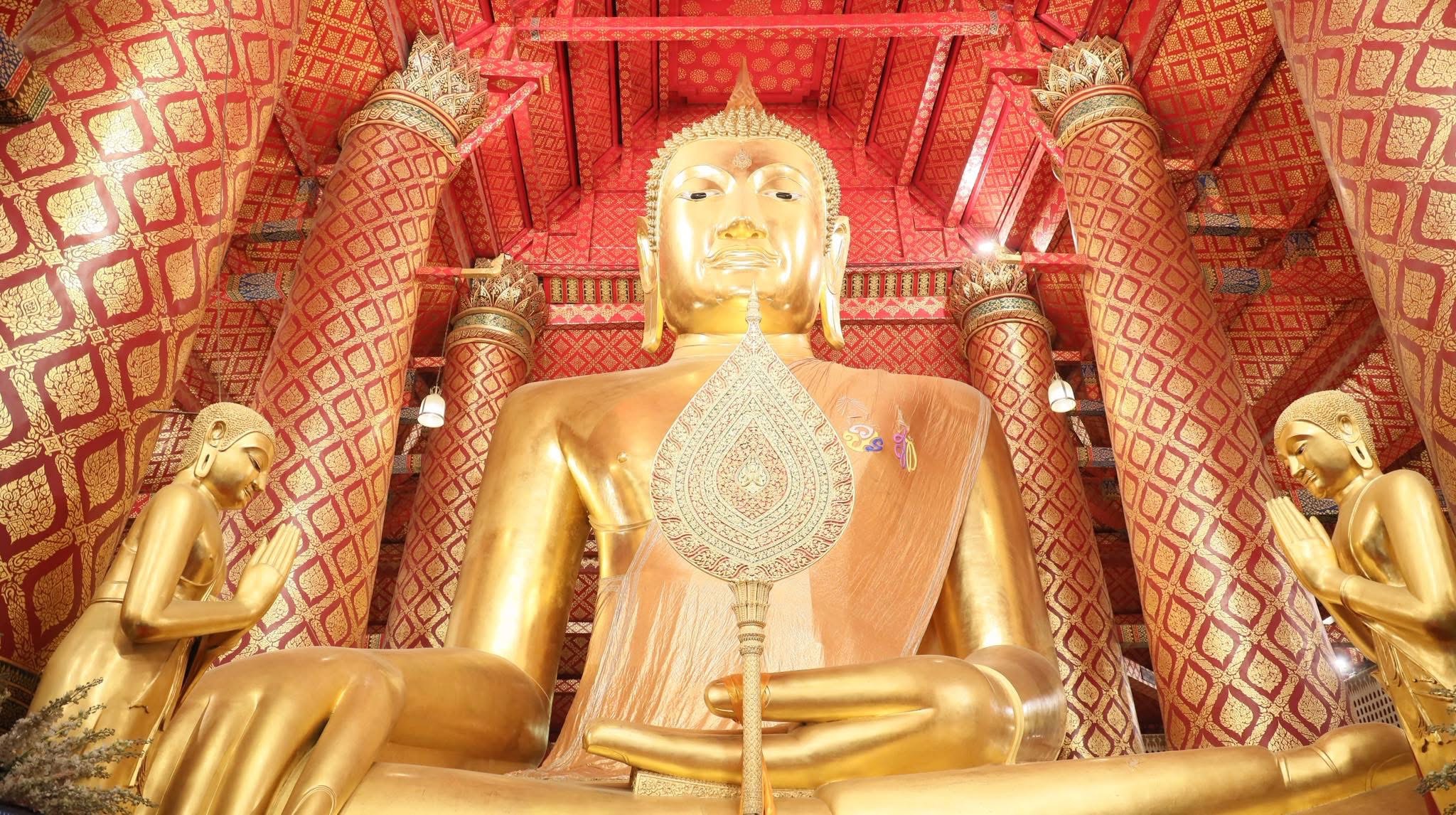 title - ปฏิรูปที่ดินจังหวัดพระนครศรีอยุธยา พร้อมเจ้าหน้าที่ฝ่ายบริหารทั่วไป เข้าร่วมพิธีสวดพระพุทธมนต์และเจริญจิตตภาวนา อุทิศถวายพระราชกุศลแด่สมเด็จพระนางเจ้าสิริกิติ์ พระบรมราชินีนาถ พระบรมราชชนนีพันปีหลวง ณ พระวิหารพระพุทธไตรรัตนนายก (หลวงพ่อโต) วัดพนัญเชิงวรวิหาร 