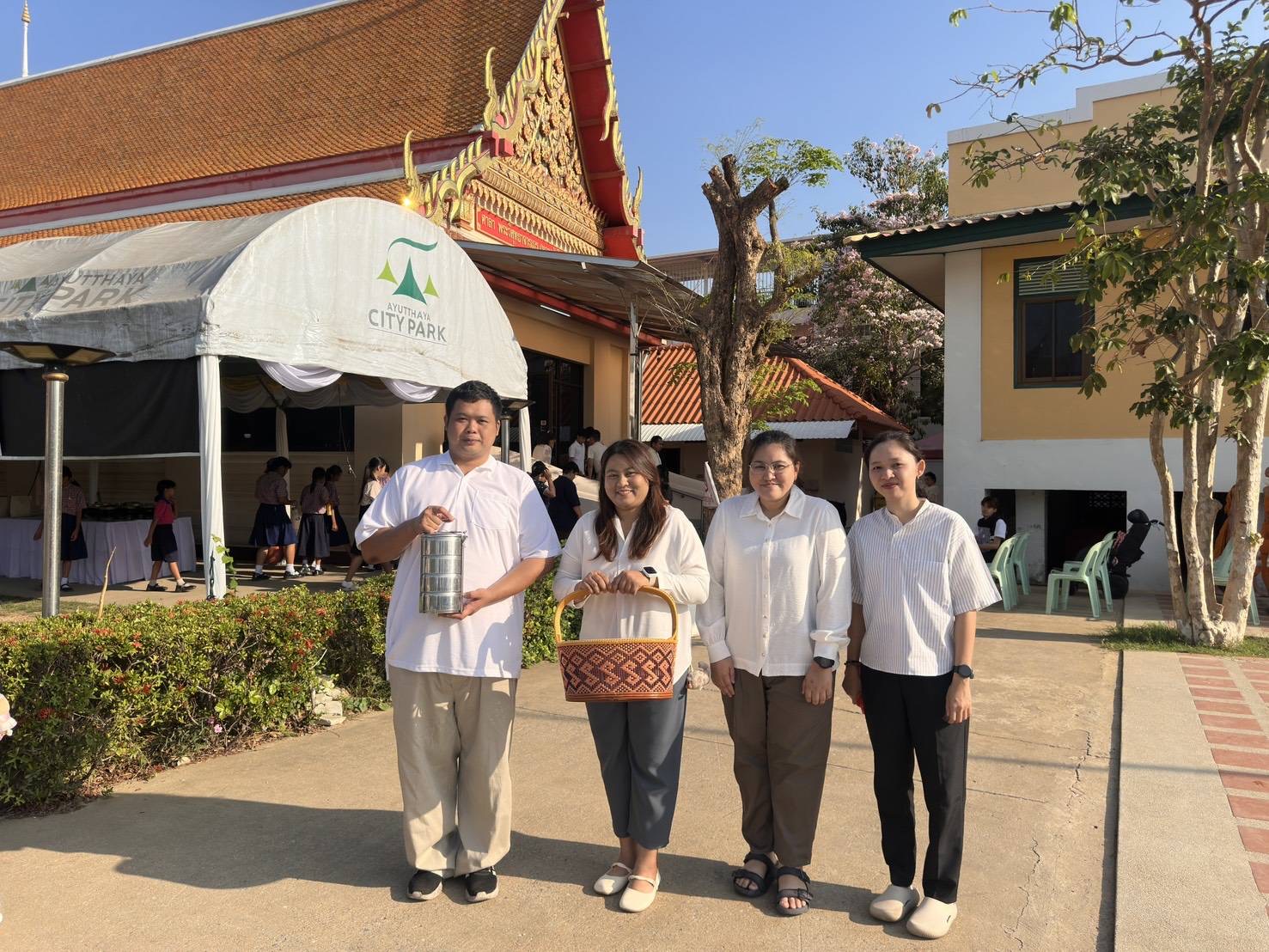 title - ส.ป.ก.พระนครศรีอยุธยา เข้าร่วมกิจกรรมส่งเสริมพระพุทธศาสนา เนื่องในเทศกาลวันมาฆบูชา ประจำปีงบประมาณ พ.ศ. ณ ศาลาอนุสรณ์ ๑๑๑ ปี วัดกษัตราธิราชวรวิหาร ตำบลบ้านป้อม อำเภอพระนครศรีอยุธยา จังหวัดพระนครศรีอยุธยา