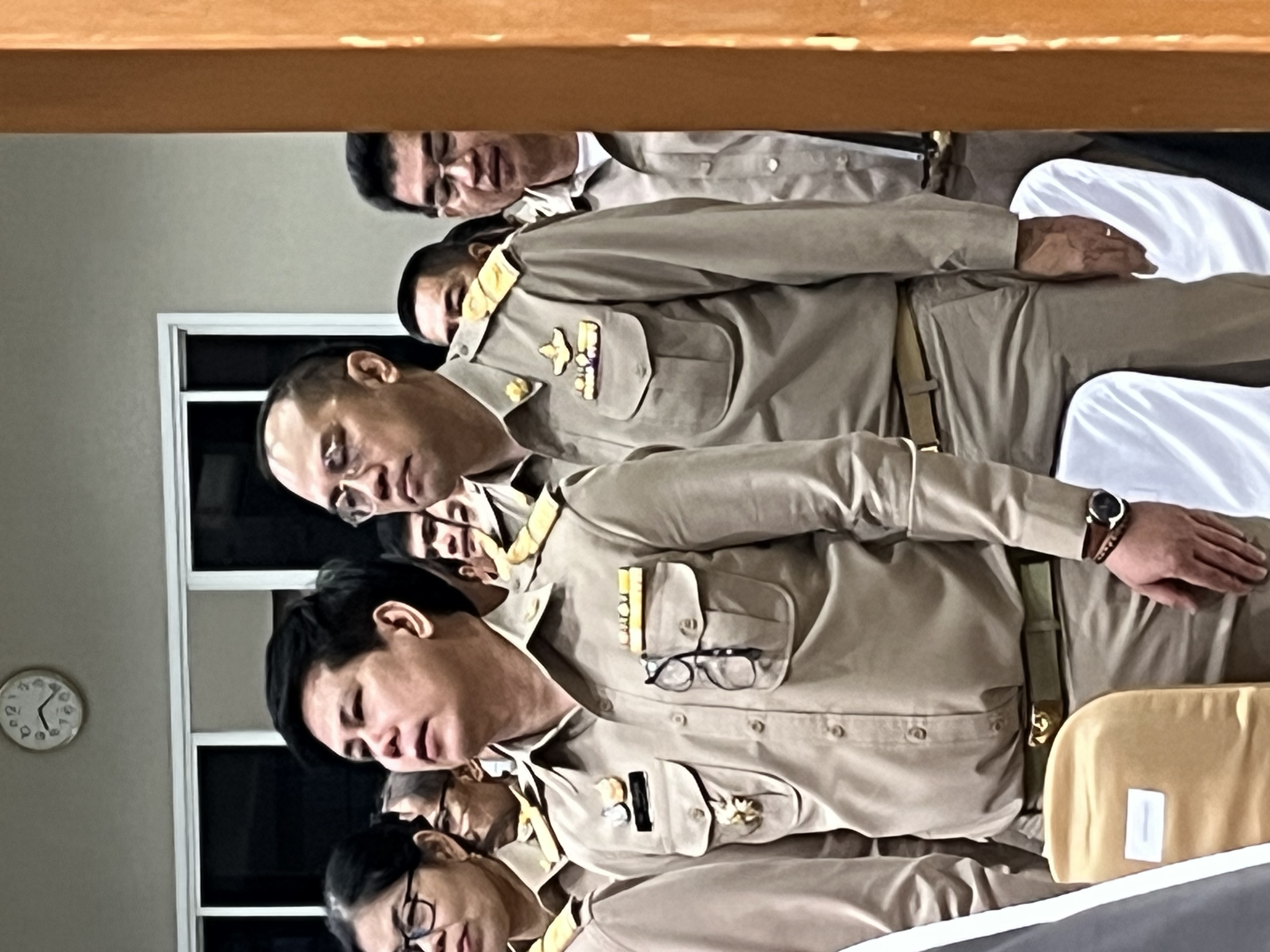 title - ปฏิรูปที่ดินจังหวัดพระนครศรีอยุธยา ร่วม ประกาศเจตนารมณ์ตามนโยบาย No Gift Policy จากการปฏิบัติหน้าที่ เพื่อปลุกจิตสำนึกให้เจ้าหน้าที่ ส.ป.ก. ปฏิเสธการรับของขวัญและของกำนัลทุกชนิดจากการปฏิบัติหน้าที่ และจะเป็นหน่วยงานที่เจ้าหน้าที่ของรัฐทุกคน
