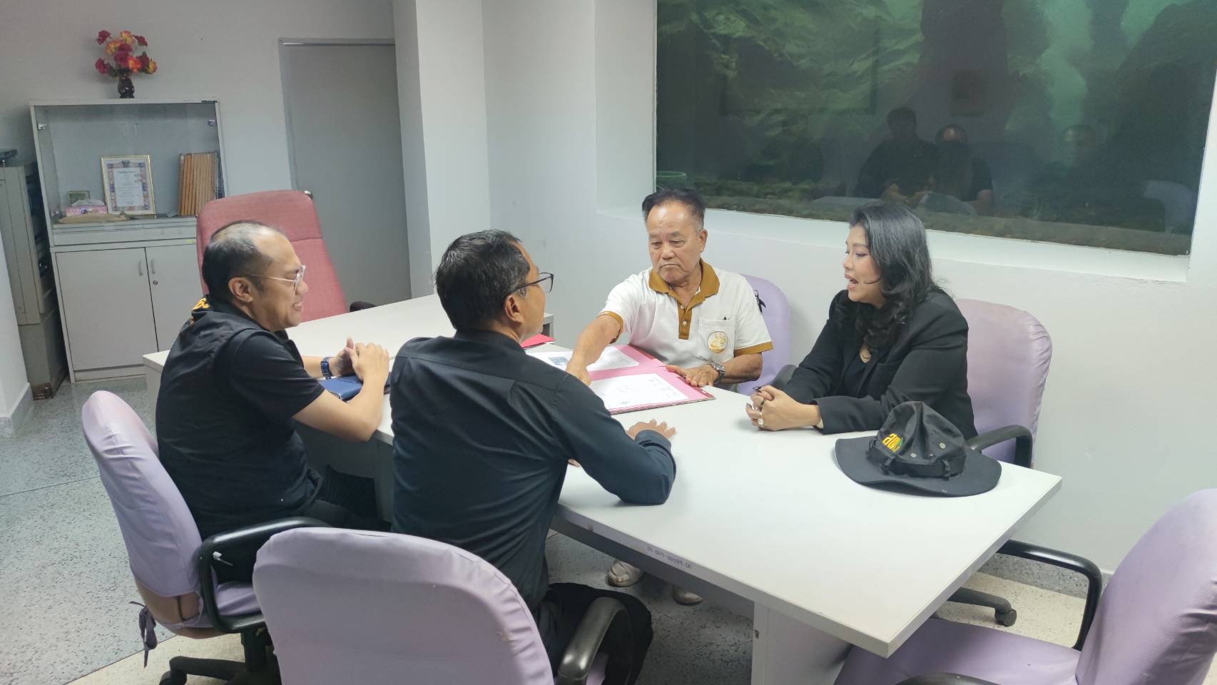title - ปฏิรูปที่ดินจังหวัดพระนครศรีอยุธยา  ได้ลงพื้นที่ตรวจสอบและรังวัดสอบเขตกรณี กรมประมงโดย ศูนย์วิจัยและเพาะพันธ์สัตว์น้ำขออนุญาตใช้ที่ดินเพื่อก่อสร้างศูนย์แสดงพันธุ์สัตว์น้ำ(วังปลา) ภายในบริเวณศูนย์ศิลปาชีพบางไทร