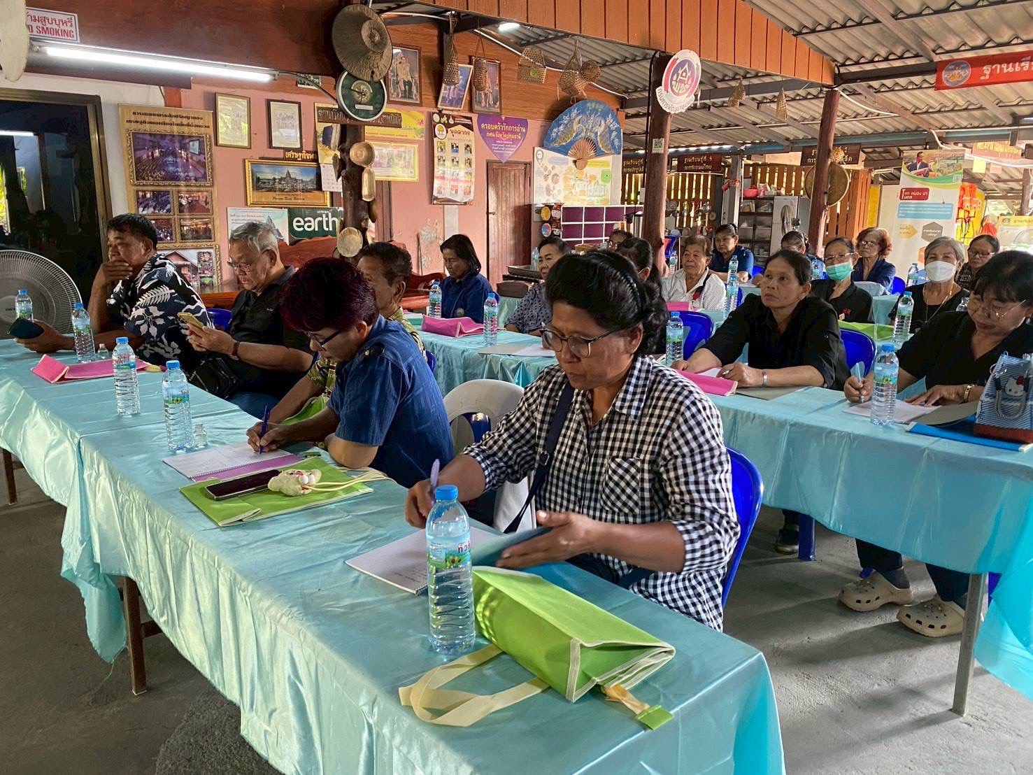 title - ส.ป.ก.พระนครศรีอยุธยา จัดฝึกอบรมตามโครงการพัฒนาธุรกิจชุมชน กิจกรรรมพัฒนาธุรกิจชุมชนในเขตปฏิรูปที่ดิน ปีงบประมาณ พ.ศ. ๒๕๖๙ หลักสูตรการเพิ่มมูลค่าสินค้าและการพัฒนาช่องทางด้านการตลาด 