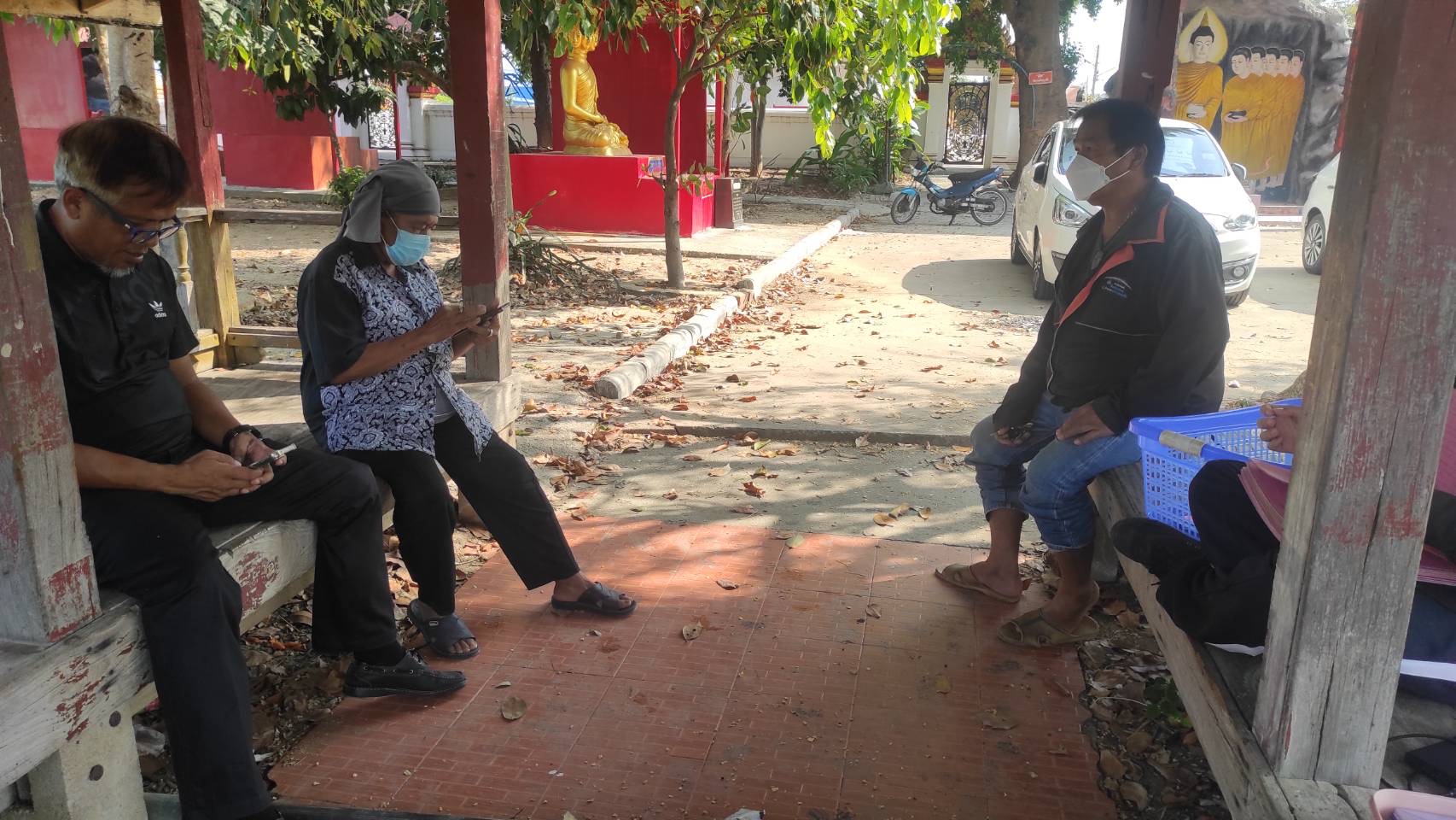 title - ส.ป.ก.พระนครศรีอยุธยา ดำเนินการออกพื้นที่ให้บริการรับชำระค่าเช่าที่ดินเพื่อเกษตรกรรม  เพื่อลดภาระค่าใช้จ่ายในการเดินทางให้กับเกษตรกรในเขตปฏิรูปที่ดิน และประชาสัมพันธ์สินเชื่อดอกเบี้ยต่ำให้กับเกษตรกรในเขตปฏิรูปที่ดิน