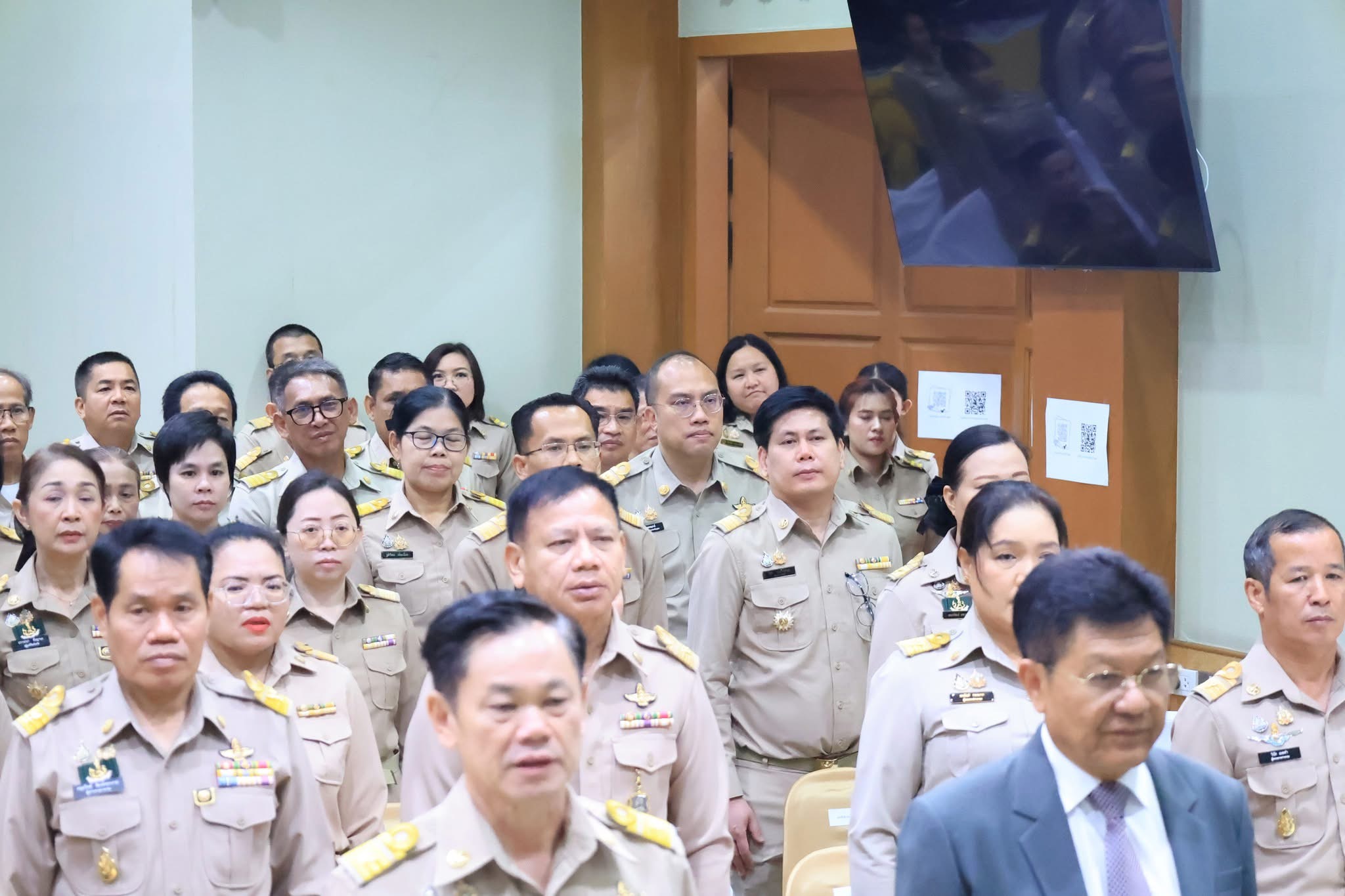 title - ปฏิรูปที่ดินจังหวัดพระนครศรีอยุธยา ร่วม ประกาศเจตนารมณ์ตามนโยบาย No Gift Policy จากการปฏิบัติหน้าที่ เพื่อปลุกจิตสำนึกให้เจ้าหน้าที่ ส.ป.ก. ปฏิเสธการรับของขวัญและของกำนัลทุกชนิดจากการปฏิบัติหน้าที่ และจะเป็นหน่วยงานที่เจ้าหน้าที่ของรัฐทุกคน