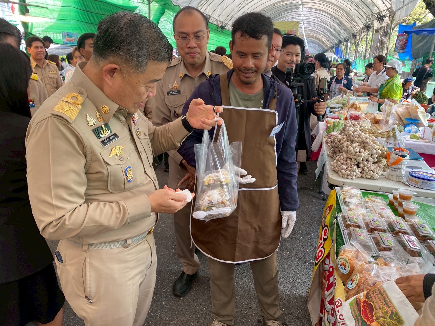 title - ส.ป.ก.พระนครศรีอยุธยา ร่วมจำหน่ายสินค้าในเขตปฏิรูปที่ดินจังหวัดพระนครศรีอยุธยา เนื่องในวันคล้ายวันสถาปนาสำนักงานการปฏิรูปที่ดินเพื่อเกษตรกรรม (ส.ป.ก.) ครบรอบ ๕๑ ปี วันที่ ๕ – ๗ มีนาคม ๒๕๖๙ ณ ส.ป.ก. ถนนราชดำเนินนอก 