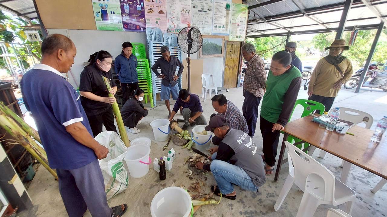 title - ส.ป.ก.พระนครศรีอยุธยา จัดฝึกอบรมโครงการลดการวัสดุเหลือใช้ทางการเกษตรในเขตปฏิรูปที่ดิน  กิจกรรมลดการเผาวัสดุเหลือใช้ ทางการเกษตรในเขตปฏิรูปที่ดิน ปีงบประมาณ พ.ศ. ๒๕๖๙ หลักสูตร แนวทางการลดการเผาไหม้ในเขตปฏิรูปที่ดิน