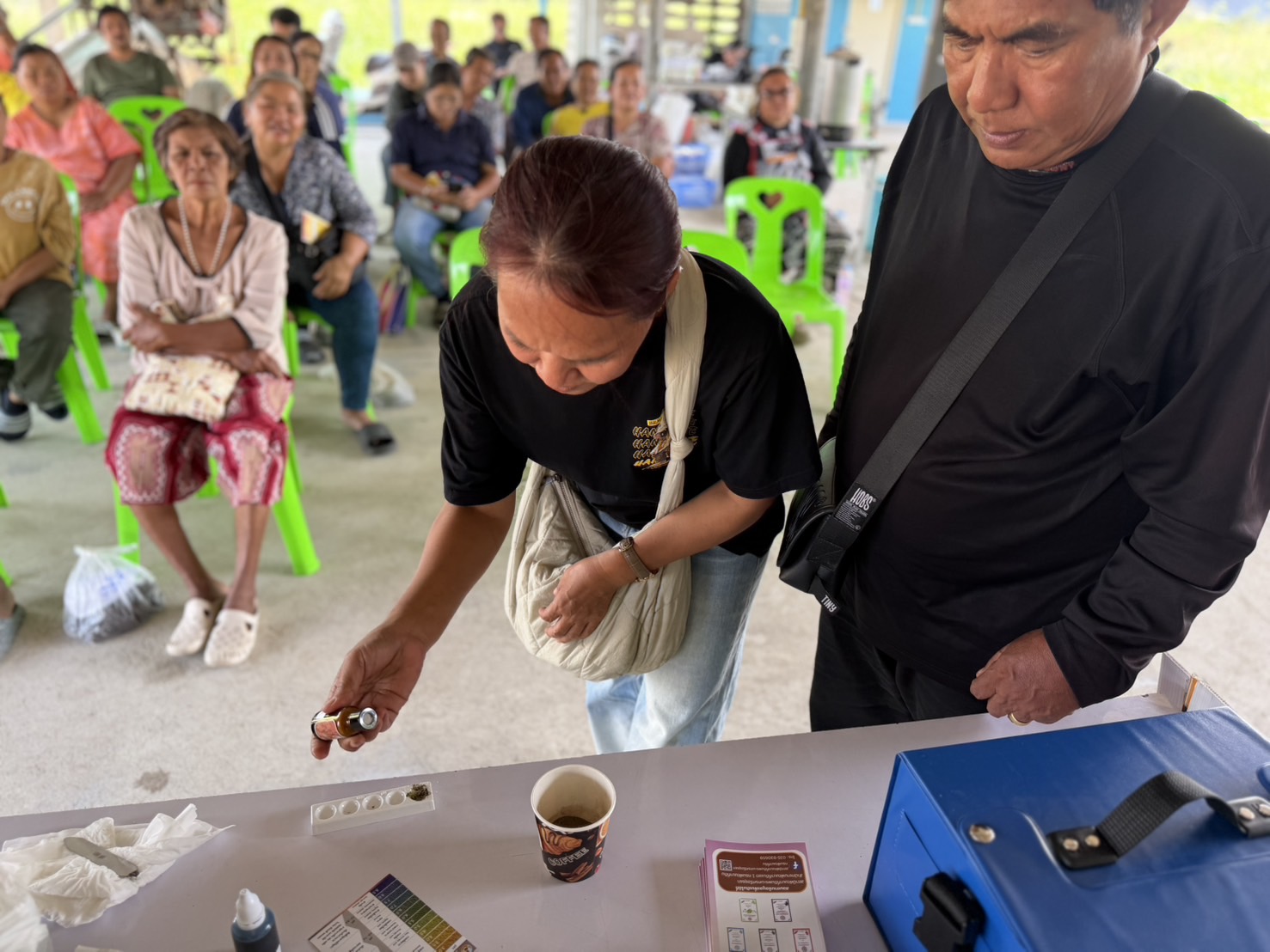 title - ส.ป.ก.พระนครศรีอยุธยา จัดอบรม เกษตรกรภายใต้โครงการระบบส่งเสริมเกษตรแบบแปลงใหญ่ กิจกรรมส่งเสริมการเกษตรแบบแปลงใหญ่ในเขตปฏิรูปที่ดิน ปีงบประมาณ พ.ศ. ๒๕๖๙ หลักสูตรที่ ๗ แนวทางแก้ไขและปรับปรุงบำรุงดินอย่างยั่งยืนเพื่อให้ดินมีความเหมาะสมต่อการเพาะปลูก