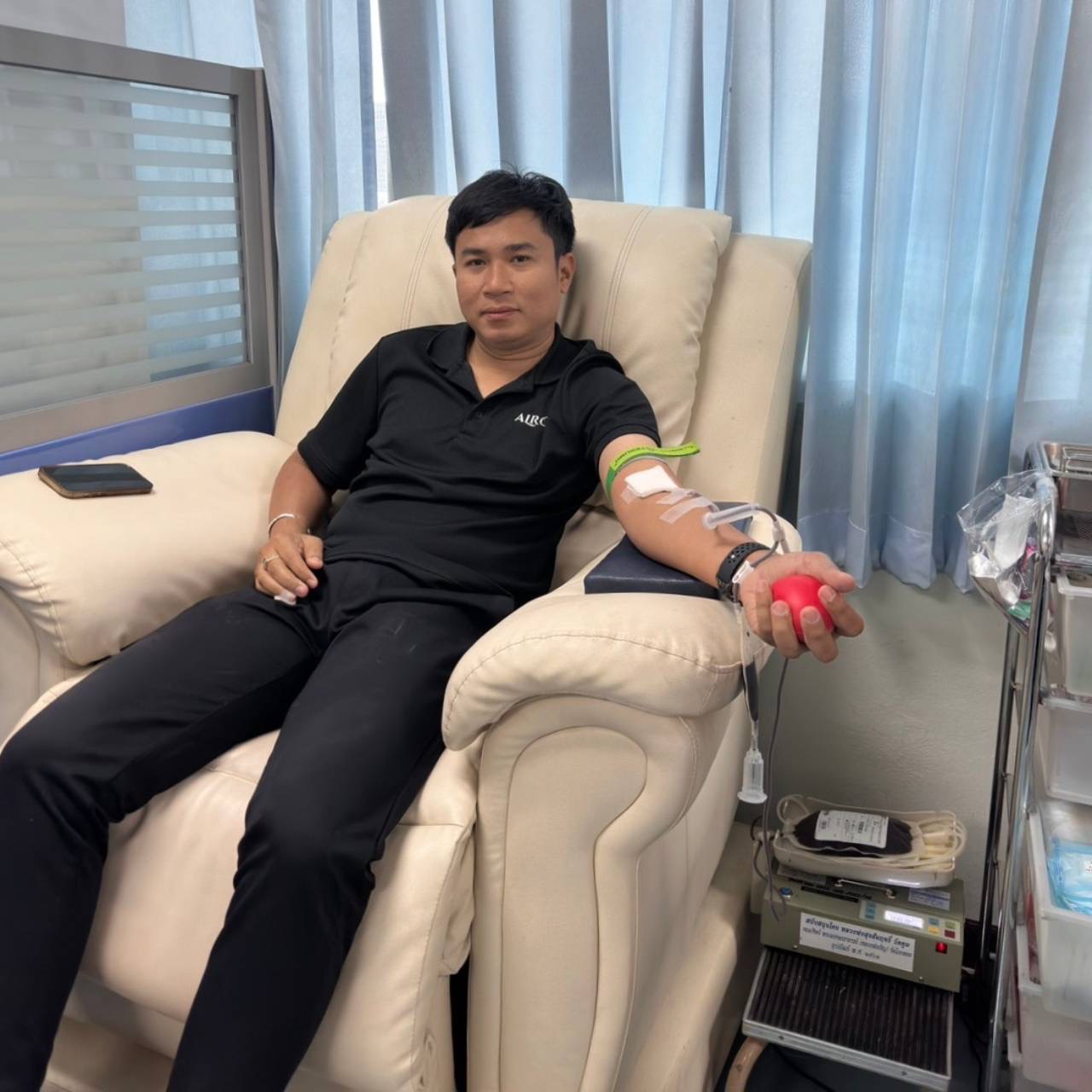 title - ส.ป.ก.พระนครศรีอยุธยา เข้าร่วมบริจาคโลหิตให้แก่โรงพยาบาลพระนครศรีอยุธยา เพื่อถวายเป็นพระราชกุศลแด่สมเด็จพระนางเจ้าสิริกิติ์ พระบรมราชินีนาถ พระบรมราชชนนีพันปีหลวง เนื่องในวาระครบ ๑๐๐ วัน (สตมวาร) แห่งการสวรรคต