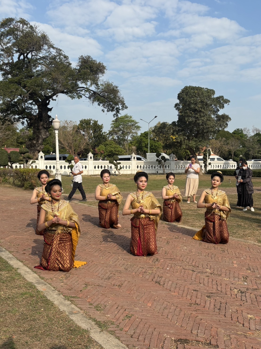 title - ปฏิรูปที่ดินจังหวัดพระนครศรีอยุธยา พิธีบำเพ็ญกุศล เนื่องในวันคล้ายวันสิ้นพระชนม์ของสมเด็จพระสุริโยทัย วีรกษัตรีแห่งกรุงศรีอยุธยา ปีที่ ๔๗๘