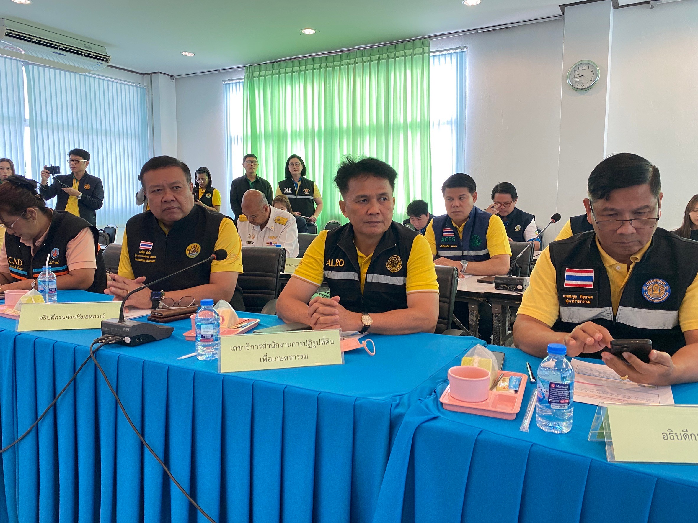 ผู้ตรวจราชการ ส.ป.ก. ร่วมลงพื้นที่ติดตามงานด้านการเกษตร จ.สมุทรสงคราม (ข่าวแชร์)