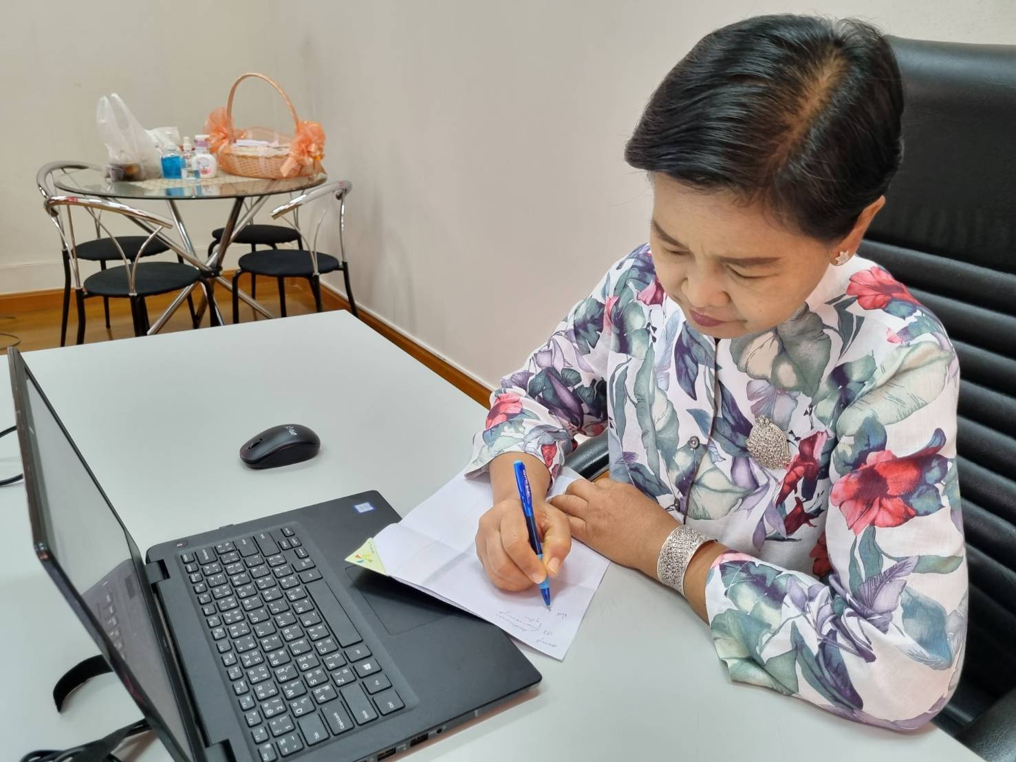 ผู้ตรวจราชการ ส.ป.ก. เขต 3,4,18 ร่วมประชุมตรวจราชการและขับเคลื่อนแบบบูรณาการในระดับพื้นที่ของ ผต.กษ.เขต 3 ปีงบประมาณ 2565 รอบที่ 1 จังหวัดราชบุรี ผ่านการประชุมทางไกลออนไลน์ (Application Zoom Meeting ) (ข่าวแชร์)