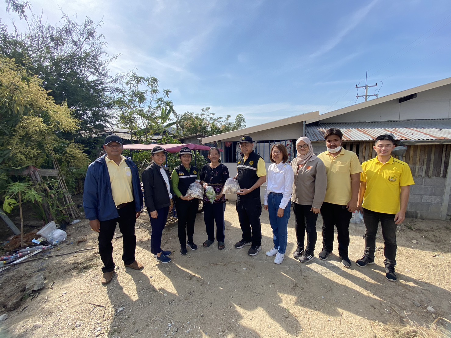 ผู้ตรวจราชการ ส.ป.ก. ลงพื้นที่ตรวจเยี่ยมแปลงเกษตรกรรม  ในโครงการจัดที่ดินให้ชุมชนตามนโยบายรัฐบาล (คทช.) อำเภอลานสัก จังหวัดอุทัยธานี ตามแผนการตรวจราชการประจำปีงบประมาณ 2566 รอบที่ 1