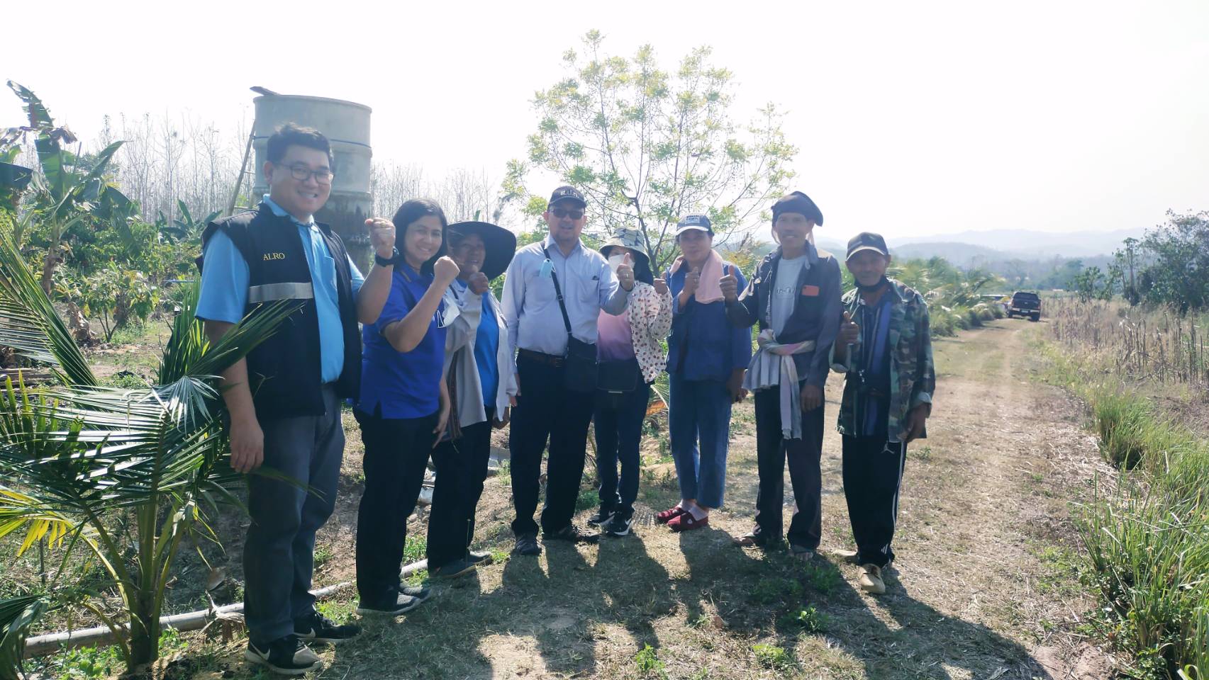 ผู้ตรวจราชการกรม ประชุมตรวจราชการฯ ปีงบประมาณ พ.ศ 2566 เขต 15 รอบที่ 1 พร้อมลงพื้นที่ตรวจเยี่ยมเกษตรกรในเขตปฏิรูปที่ดิน จังหวัดลำปาง