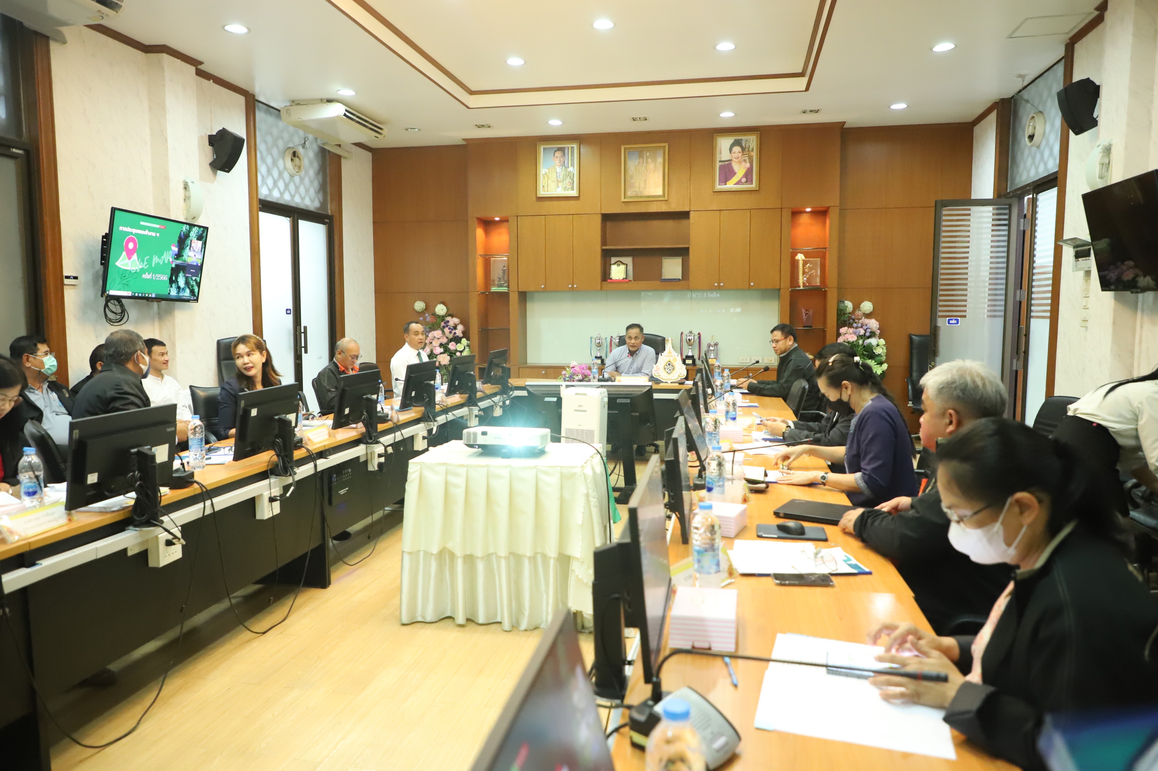 ส.ป.ก. ประชุมหารือแนวทางการแก้ไขปัญหาแนวเขตที่ดินทับซ้อนกับเขตปฏิรูปที่ดิน