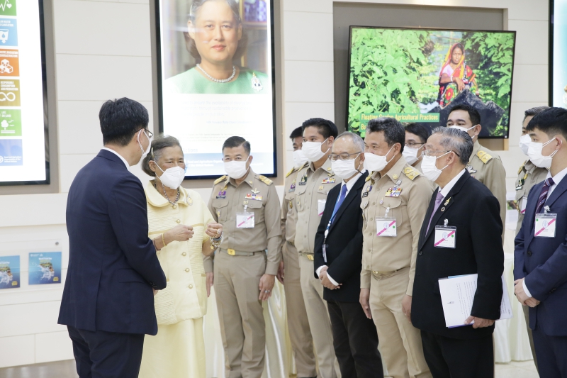 สมเด็จพระกนิษฐาธิราชเจ้า กรมสมเด็จเทพรัตนราชสุดาฯ สยามบรมราชกุมารี ทรงเปิดงานวันอาหารโลก 2566 ภายใต้แนวคิด Water is Life, Water is Food. Leave no one behind