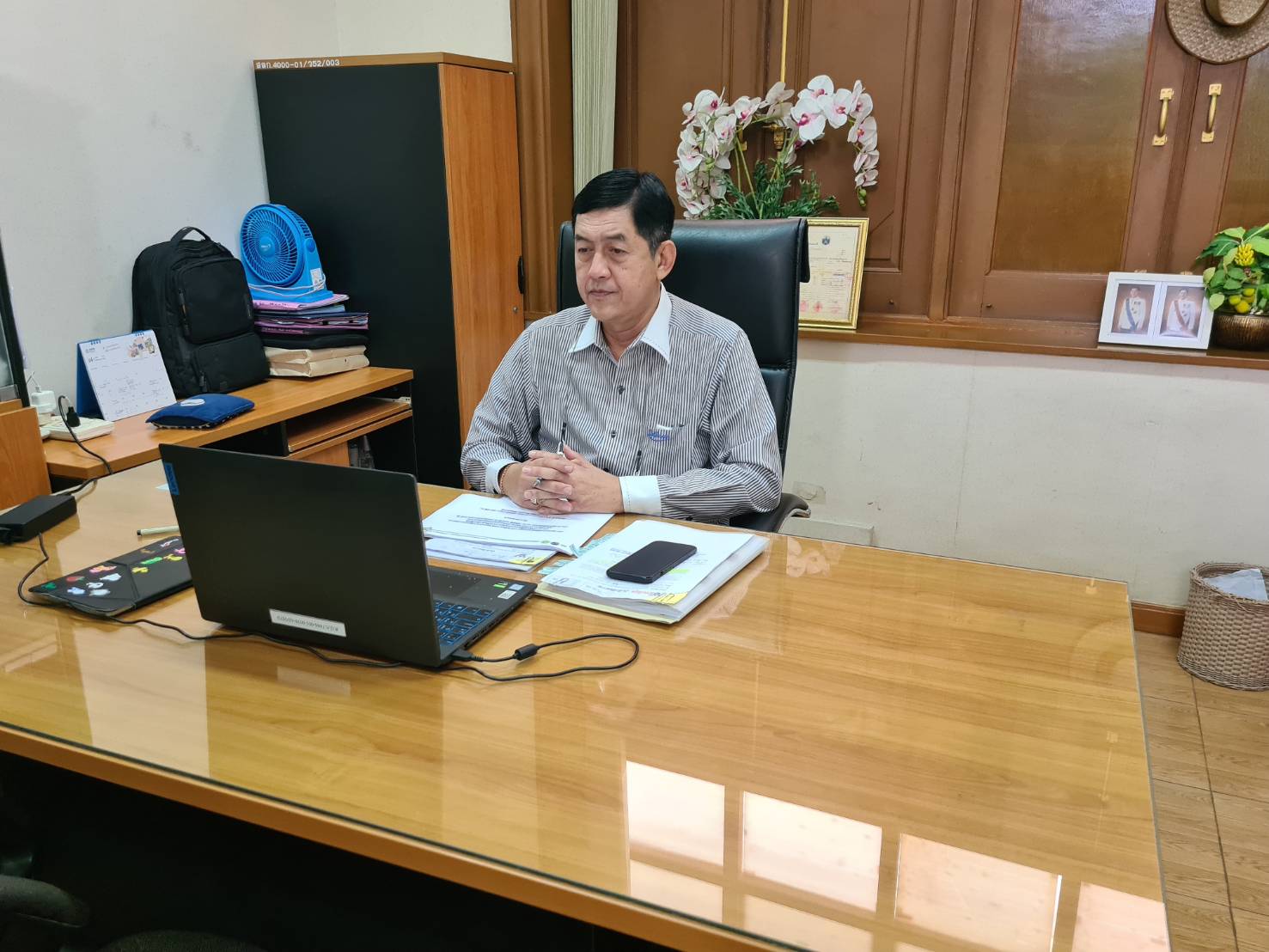 หัวหน้าผู้ตรวจราชการ ส.ป.ก. เข้าร่วมการประชุมตรวจติดตามการปฏิบัติราชการของส่วนราชการในสังกัดกระทรวงเกษตรและสหกรณ์ ตามแผนการตรวจราชการและการขับเคลื่อนแบบบูรณาการในพื้นที่ของผู้ตรวจราชการกระทรวงเกษตรและสหกรณ์ ประจำปีงบประมาณ พ.ศ. 2566 รอบที่ 2 เขตตรวจราชการที่ 8 (จังหวัดชลบุรี)