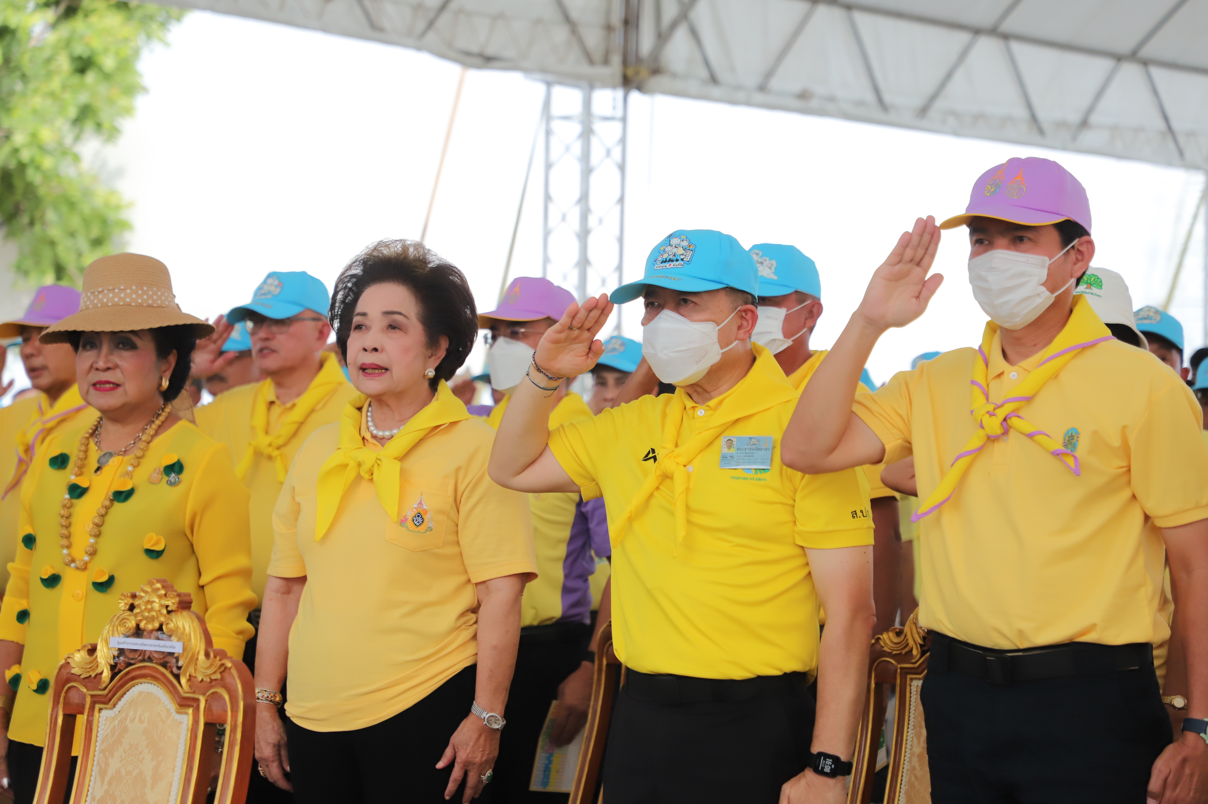 ส.ป.ก. เข้าร่วมกิจกรรมปลูกต้นไม้เฉลิมพระเกียรติ เนื่องในโอกาสวันเฉลิมพระชนมพรรษาของพระบาทสมเด็จพระเจ้าอยู่หัว วันที่ 28 กรกฎาคม 2566 ในพื้นที่ตั้งโฉนดที่ดินฉบับแรกของประเทศไทย ณ จังหวัดพระนครศรีอยุธยา (ข่าวแชร์)