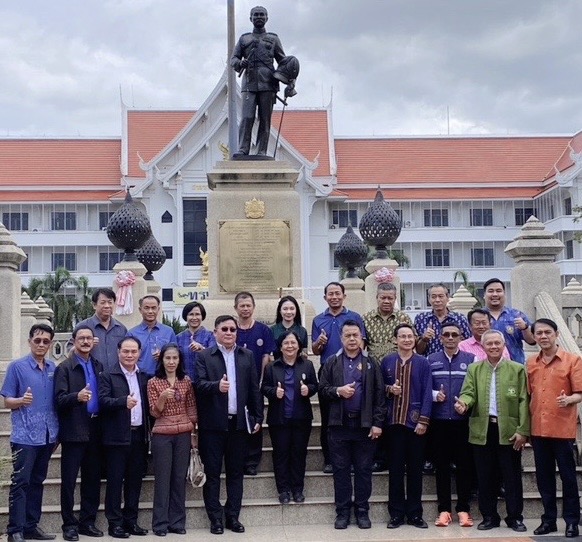 ผู้ตรวจราชการ ส.ป.ก. ร่วมการประชุมตรวจติดตามความก้าวหน้าตามแผนการตรวจราชการ และการขับเคลื่อนแบบบูรณาการในพื้นที่ของผู้ตรวจราชการกระทรวงเกษตรและสหกรณ์ ประจำปีงบประมาณ พ.ศ. 2566 รอบที่ 2 เขตตรวจราชการที่ 18 พร้อมทั้งลงพื้นที่ ณ จังหวัดกำแพงเพชร (ข่าวแชร์)