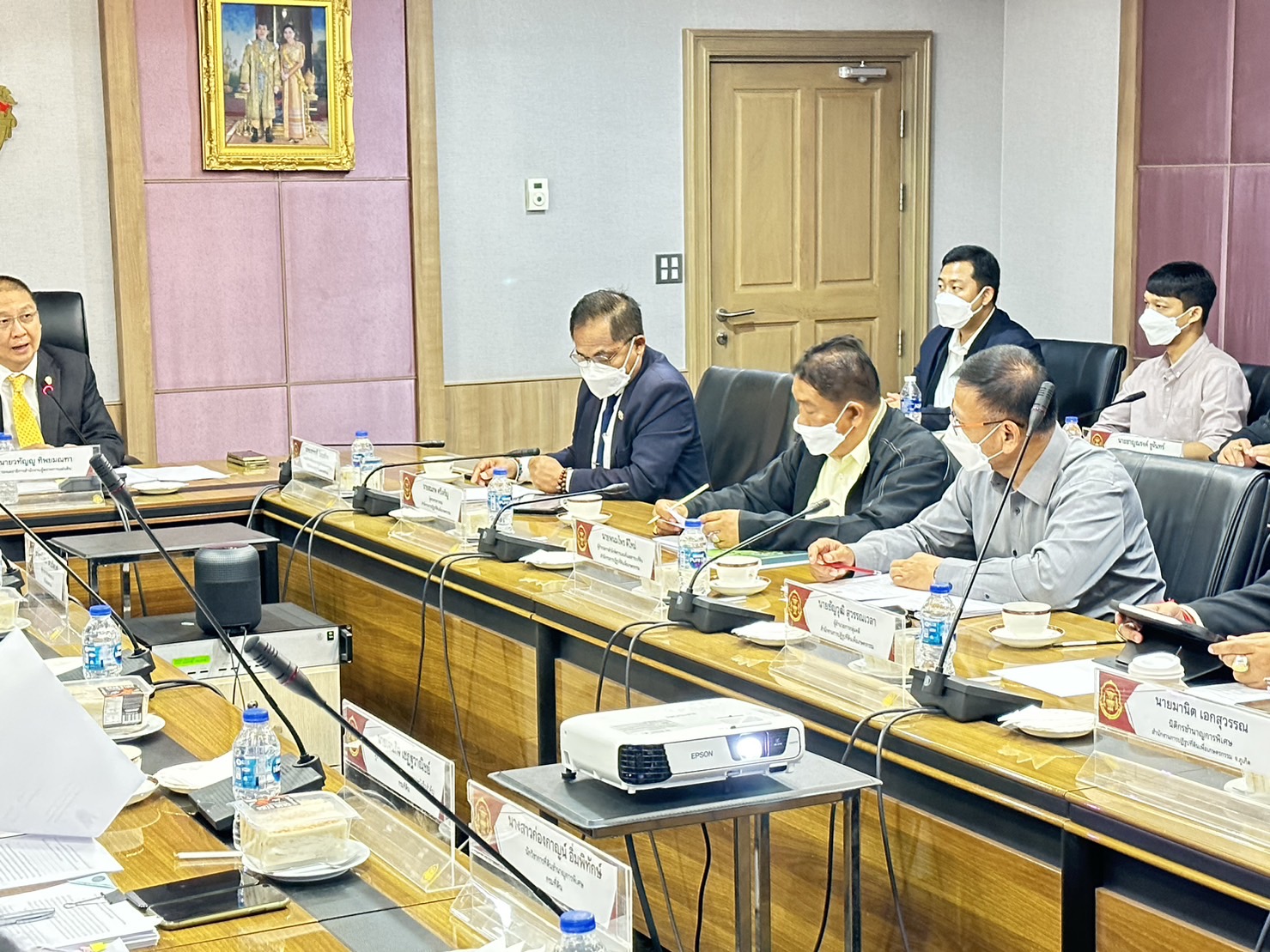 ส.ป.ก.ร่วมประชุมพิจารณาเรื่องร้องเรียน และคำชี้แจงข้อเท็จจริงจากหน่วยงานที่เกี่ยวข้อง (ข่าวแชร์)