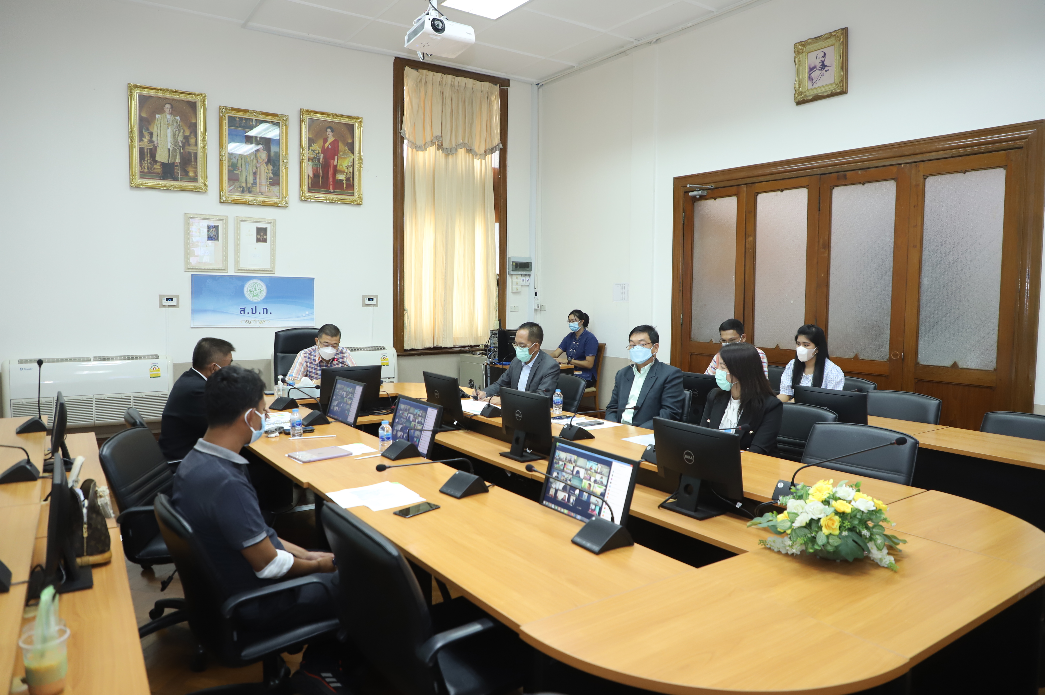 ส.ป.ก. ประชุมหารือ เรื่องการพัฒนาระบบการผลิตข้าวโพดเลี้ยงสัตว์ ในเขตปฏิรูปที่ดินอย่างยั่งยืน (ข่าวแชร์)