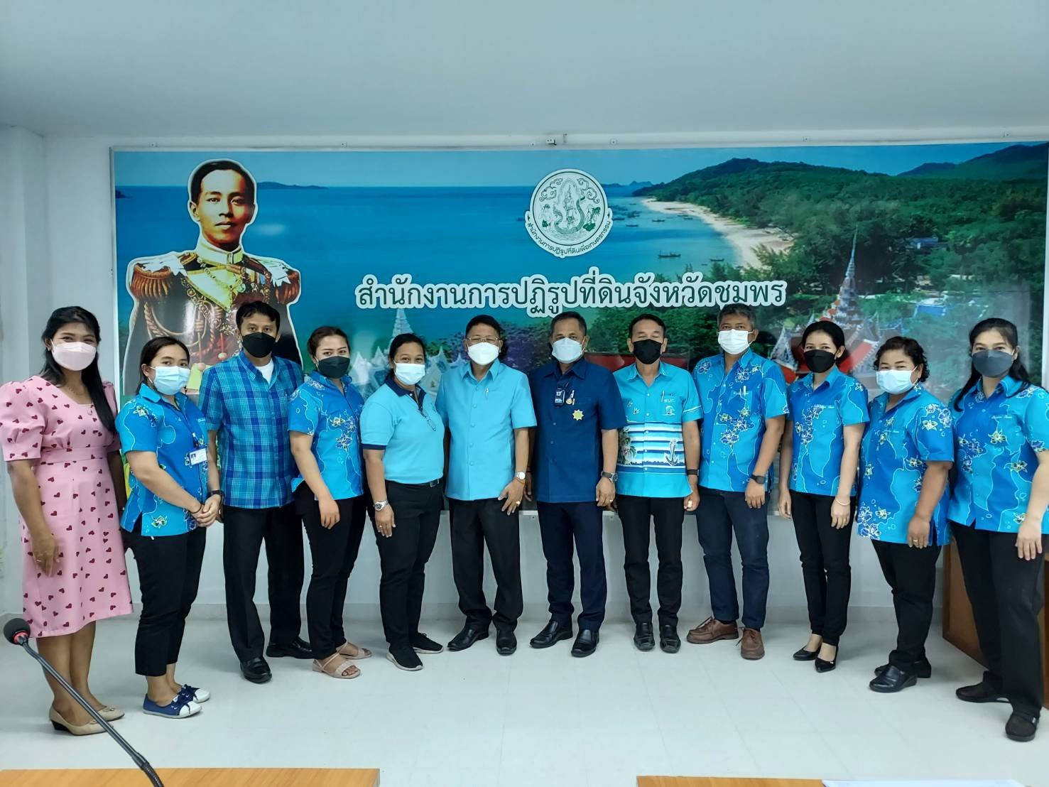 รองเลขาธิการสำนักงานการปฏิรูปที่ดินเพื่อเกษตรกรรม ลงพื้นที่ตรวจเยี่ยม สำนักงานการปฏิรูปที่ดินจังหวัดชุมพร (ข่าวแชร์)